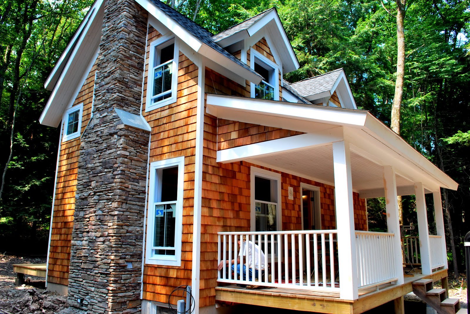 exterior-cedar-shake-siding.jpg
