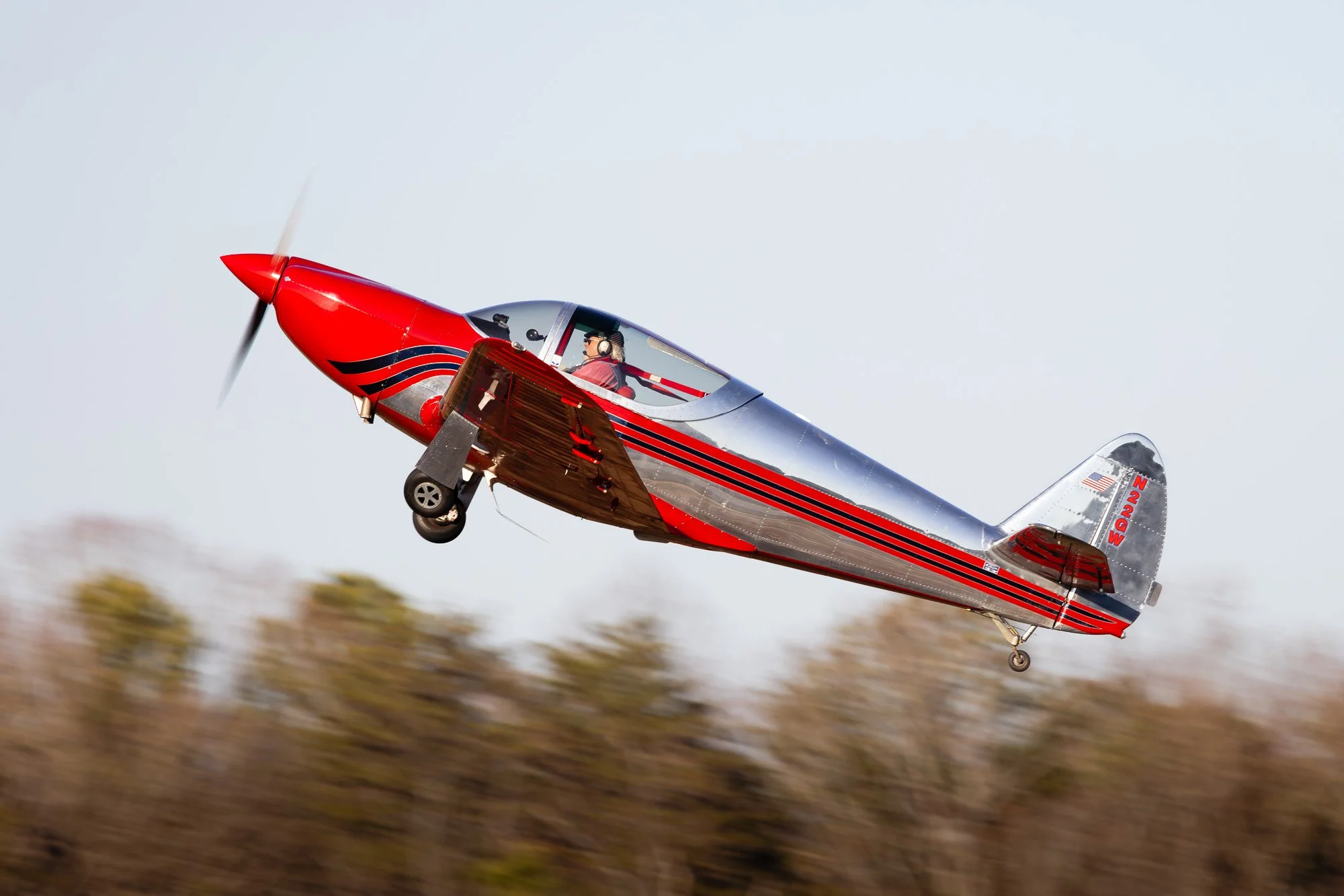 TEMCO GC-1B (N22GW) taking off from St. Mary's County Regional Airport (2W6) and staying in the pattern for some touch-and-go’s.