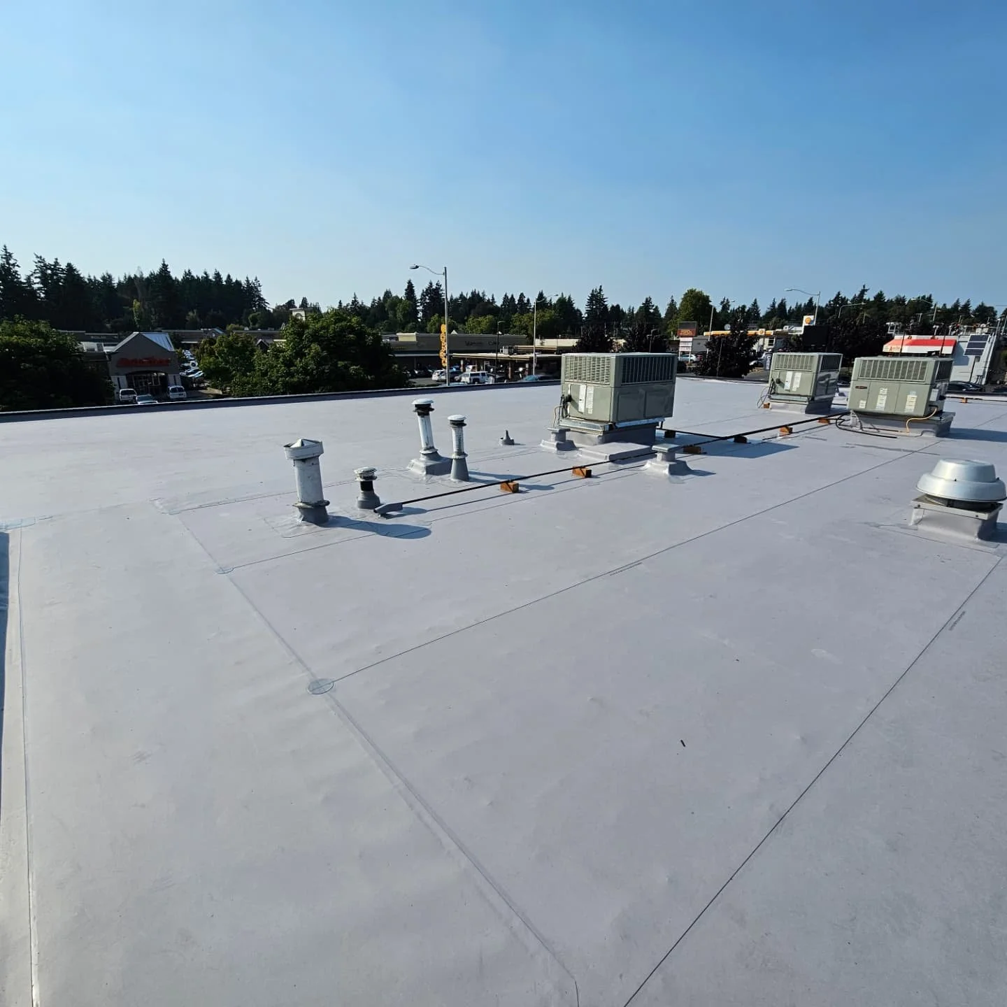 Another roof completed for Legend Auto Sales 
#waweathershield 
#burienwa 
#tporoofing