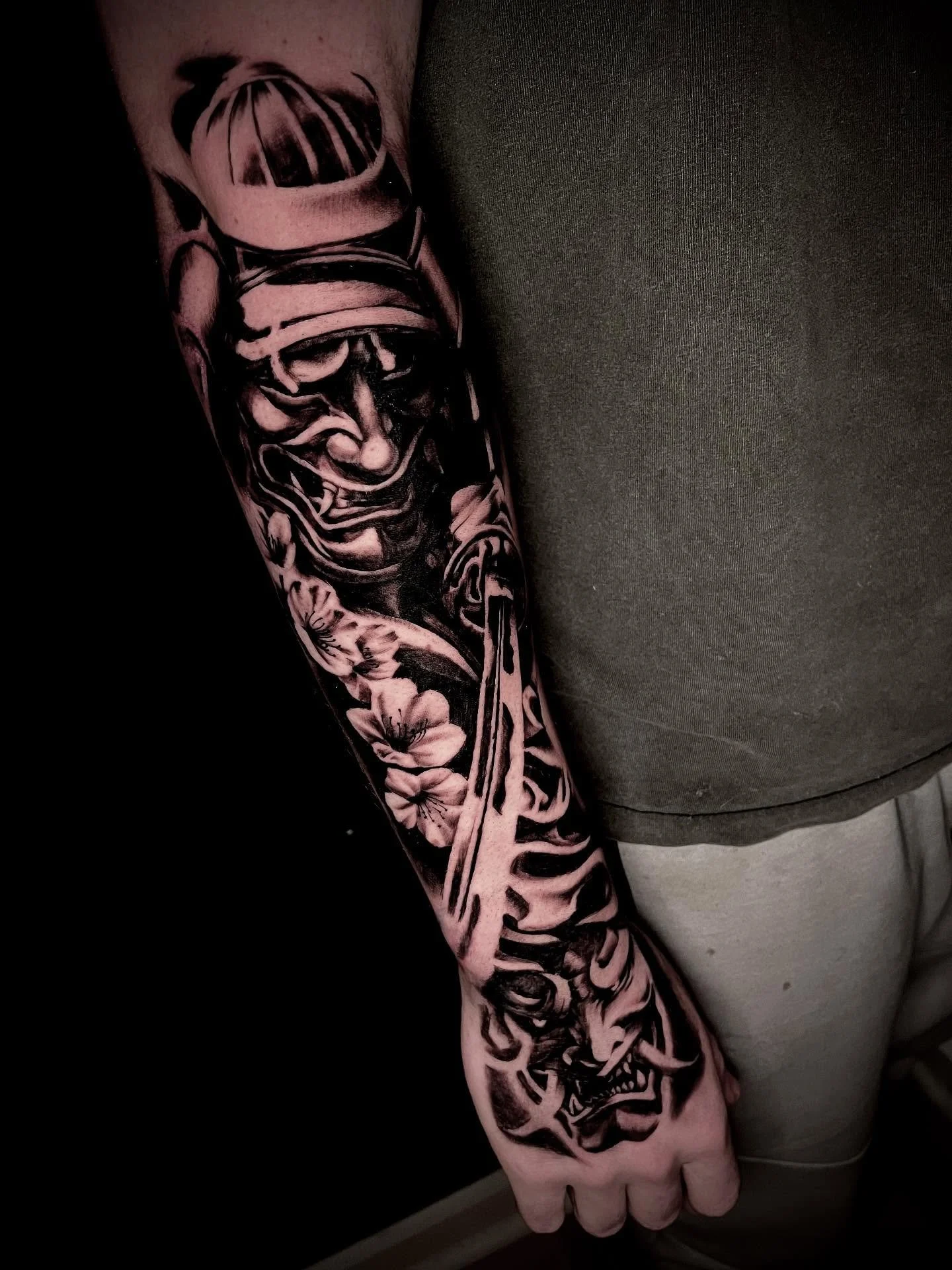 Congrats on your first tattoo Ty!

Thanks heaps for the trust! Love black and grey jobs like this.

@vintagescarecrow 

#tattoo #tradtattoo #traditionaltattoo #traditional #flash #flashtattoo #blackandgrey 
#blackandgreytattoo #adelaideartist #adelai