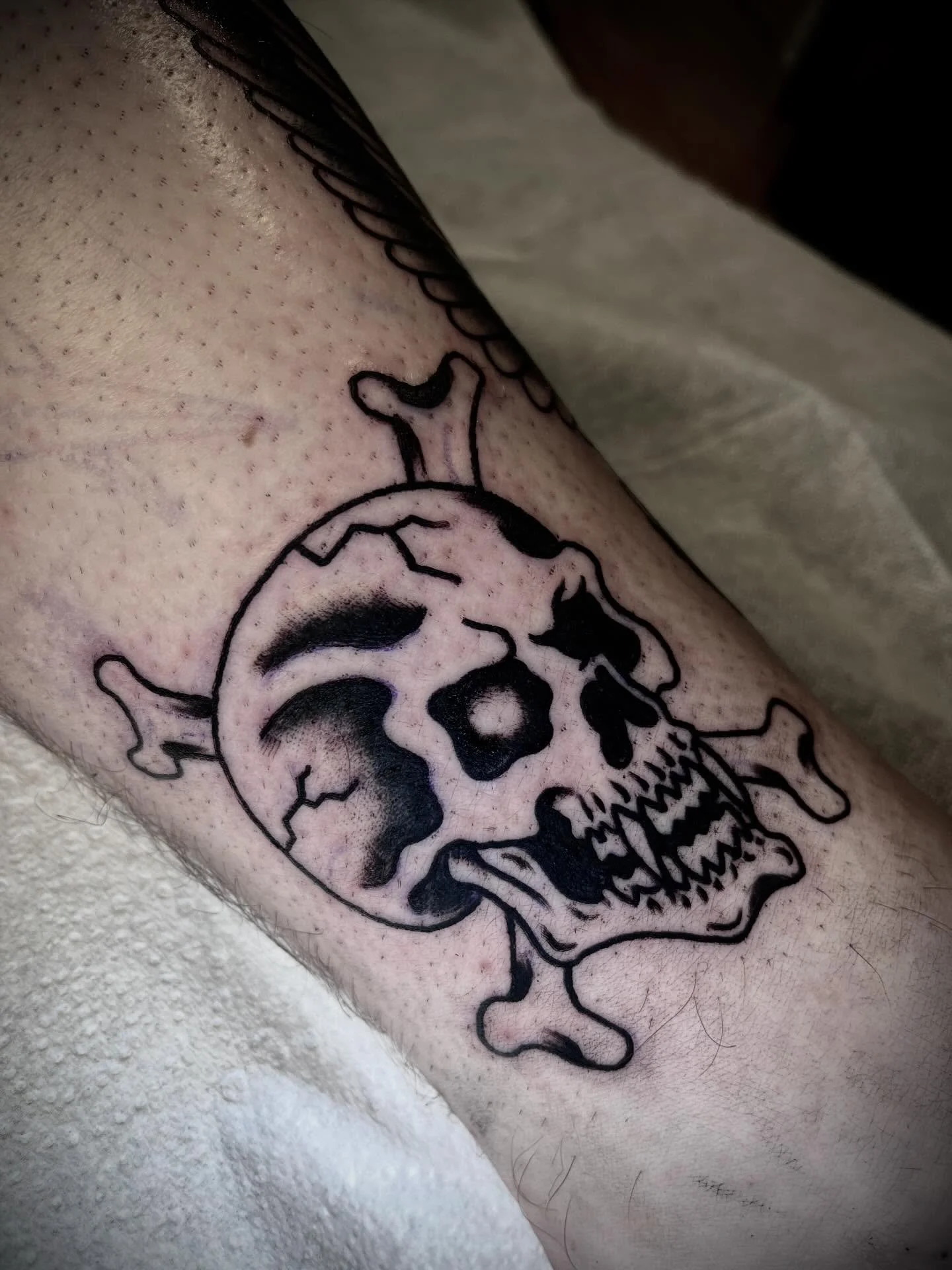 Really loving all this dark fantasy flash!
Shoot me a dm to book in your next tattoo :) 

@vintagescarecrow 

#tradtattoo #adelaidetattoo #darkfantasy #darkfantasytattoo