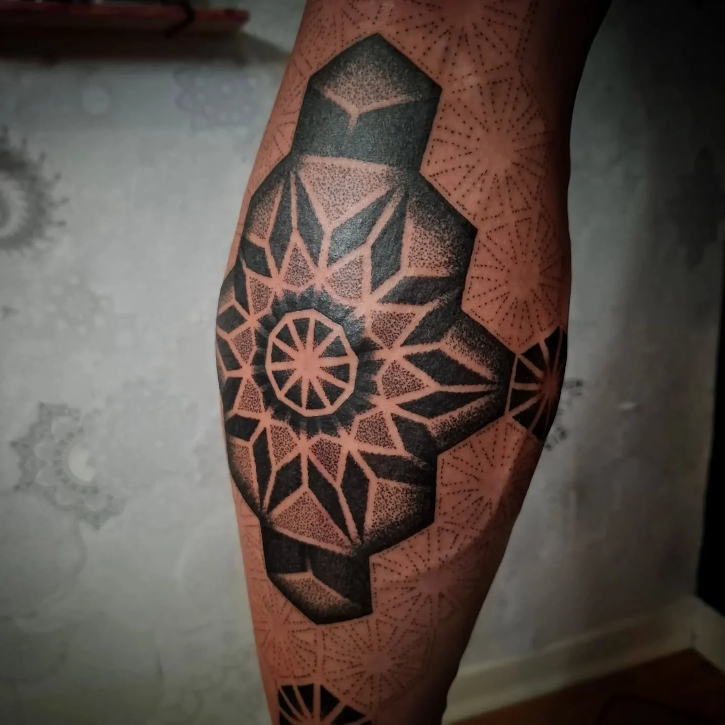 Continuation of Adam&rsquo;s full leg project. Stay tuned for the progress. Thank you so much for your ongoing trust mate. I'll see you next time. 
.
.
.
#tattoo #ink #dotwork #mandala #adelaidetattoos