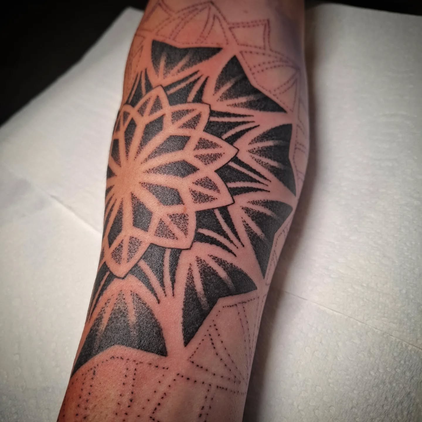 New sleeve in progress! 🔥
​Brandon and I started this sleeve today, outlining the majority of his forearm and filling a good chunk of it. There is plenty more to come, so stay tuned to watch this new large-scale project come to life.
.
.
.
#dotwork 