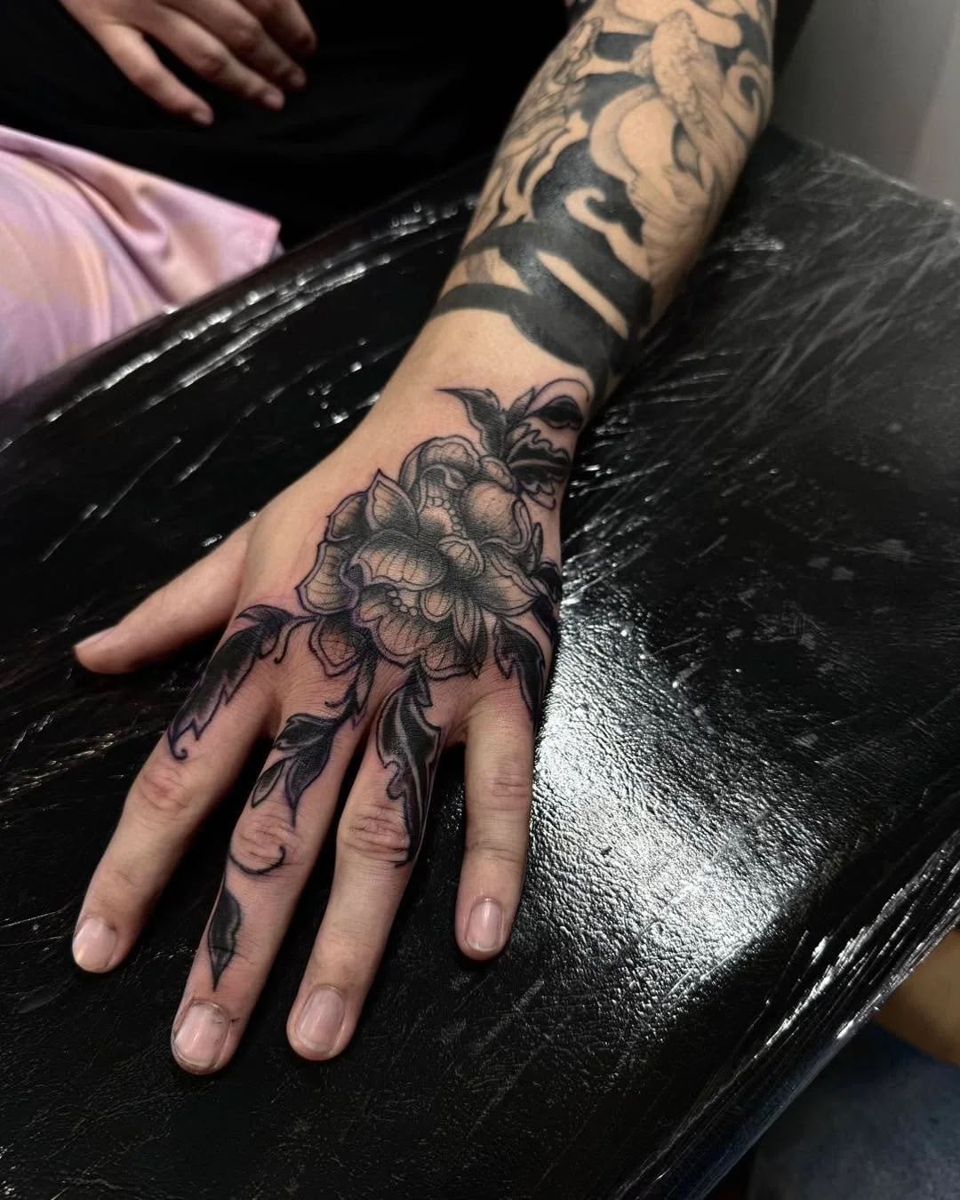 Thank you my love for toughing this one out! i had so much fun doing this hand piece for you! 

I had the pleasure of doing this hand piece for my partner recently! he's definitely trying to get more before i go on Maternity leave and you should too!
