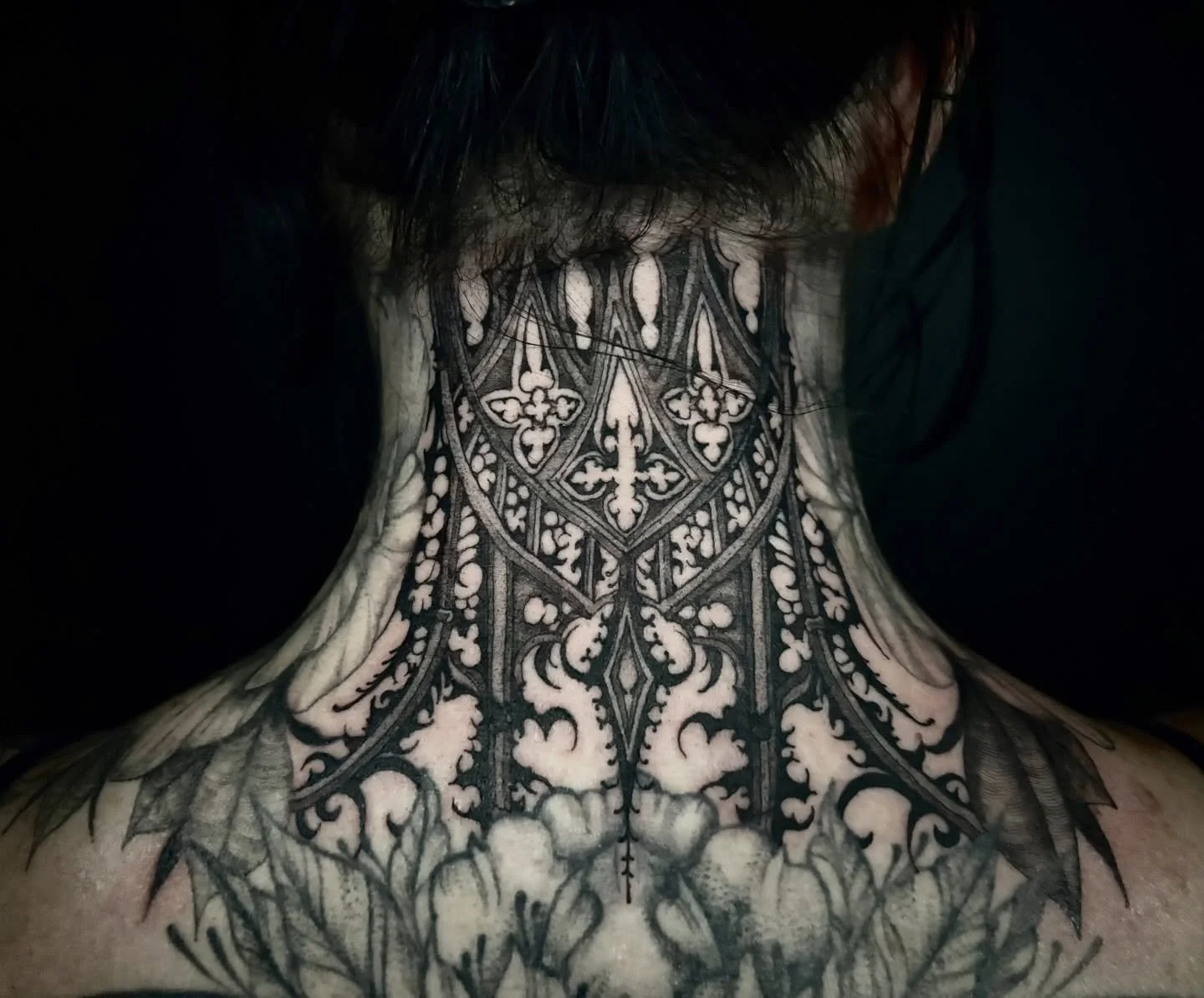 Gothic church window architecture 🖤 

Tash is one of my most loyal and request clients and I wouldn&rsquo;t have it any other way. Thanks again for the trust girl! 

#tattoo #blacktattoo #gothictattoo #churcharchitecturetattoo #tattooartist