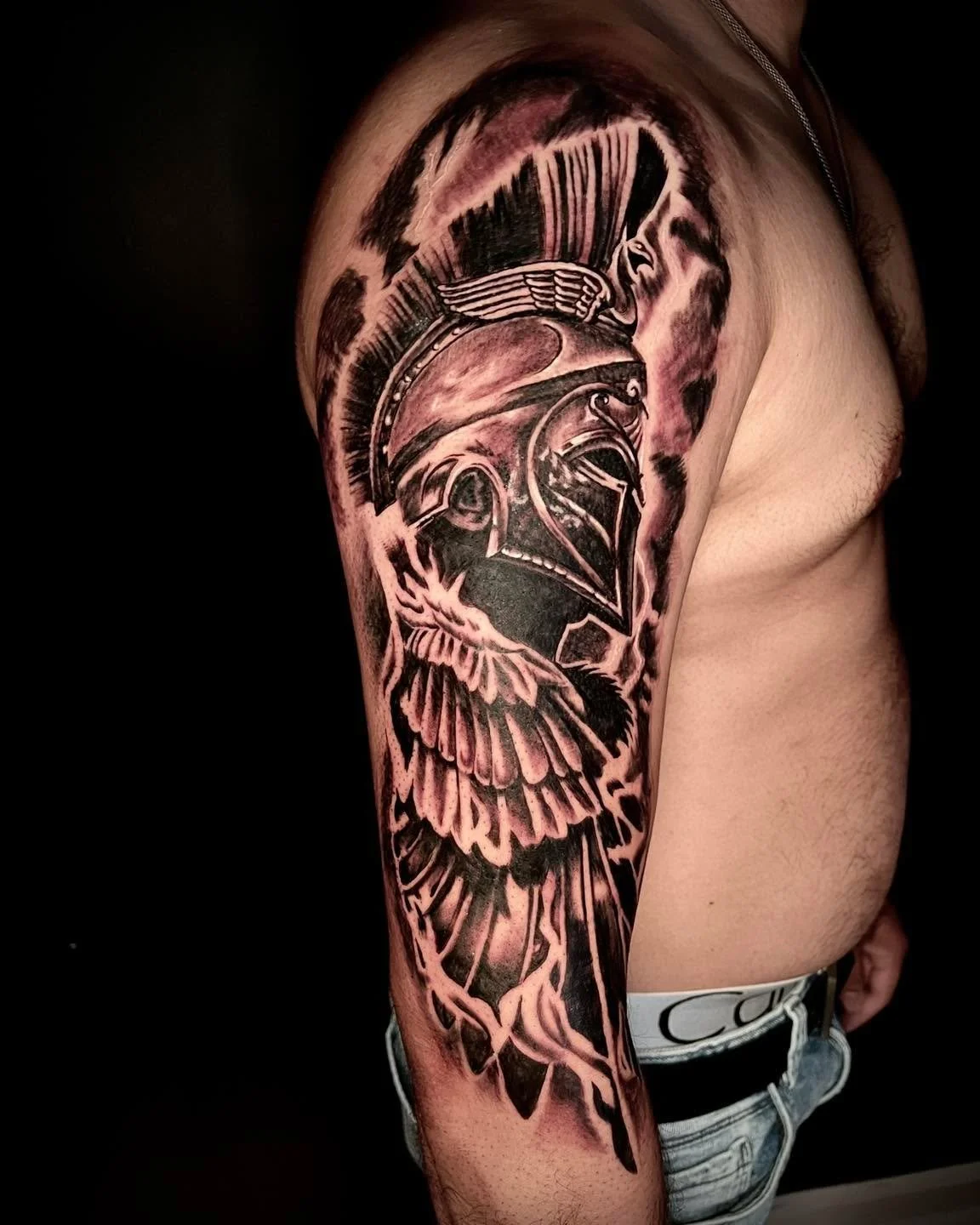 Can you believe this was all done in one day by @lkw_tattoos 👀 Liam can fit so much into a single session while still keeping every detail incredibly clean 🫶

DM to book in with Liam, spend the day in the studio, and see what incredible art you wal