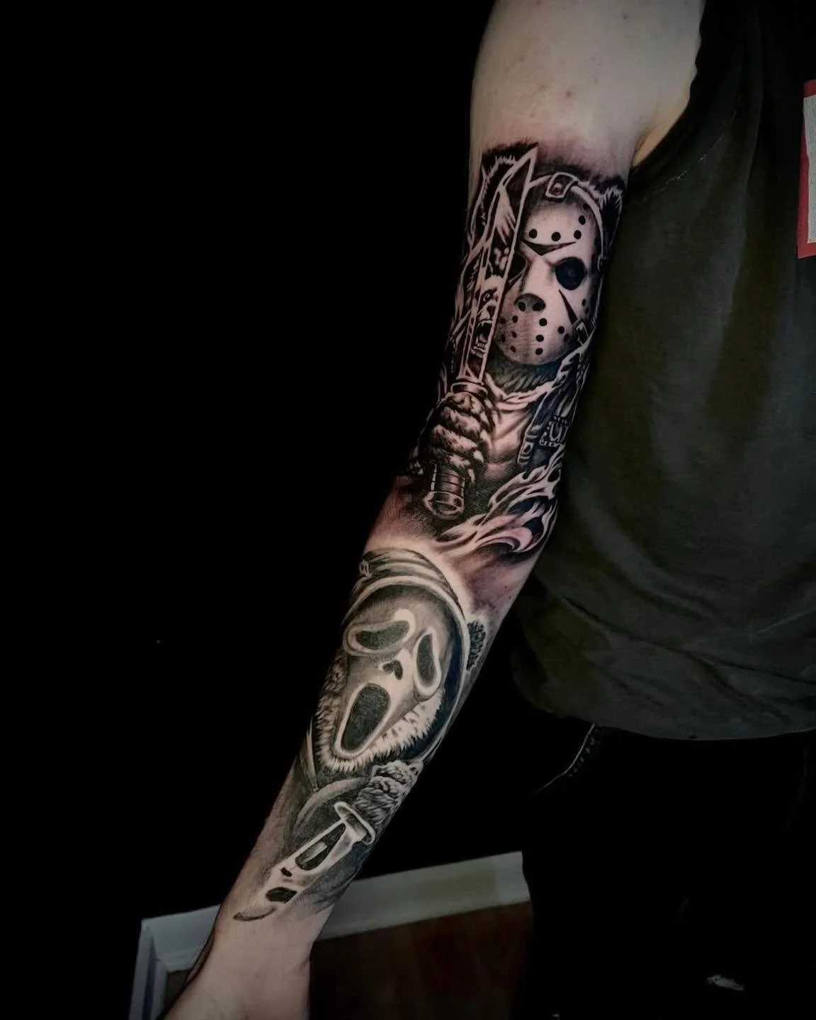 This is definitely one of the coolest concepts we&rsquo;ve seen for a sleeve in a while 🔪 It&rsquo;s a collection of horror icons and serial killers, but they&rsquo;re all pandas! 🐼

@lkw_tattoos is always down for fun ideas like this, so send him 