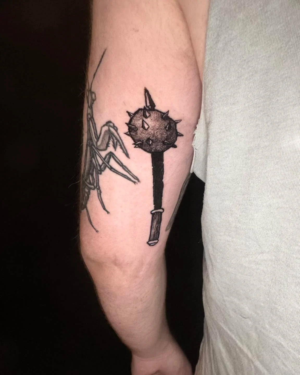 A couple of new additions for this client by @saturnine_ttt 👏

Sam has some availability as early as this weekend and plenty of flash ready to go! Send him your ideas and skip the wait ❤️&zwj;🔥

#tattoo #tattoos #tattooartist #adelaidetattooartist 