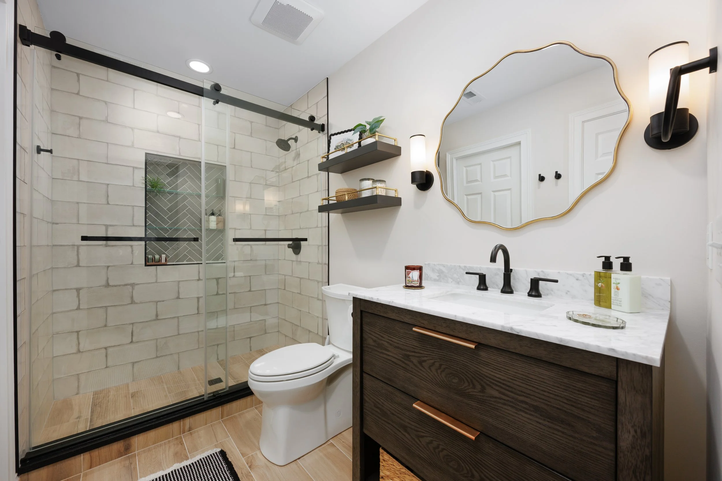 1118 Lane Woods_17.jpg