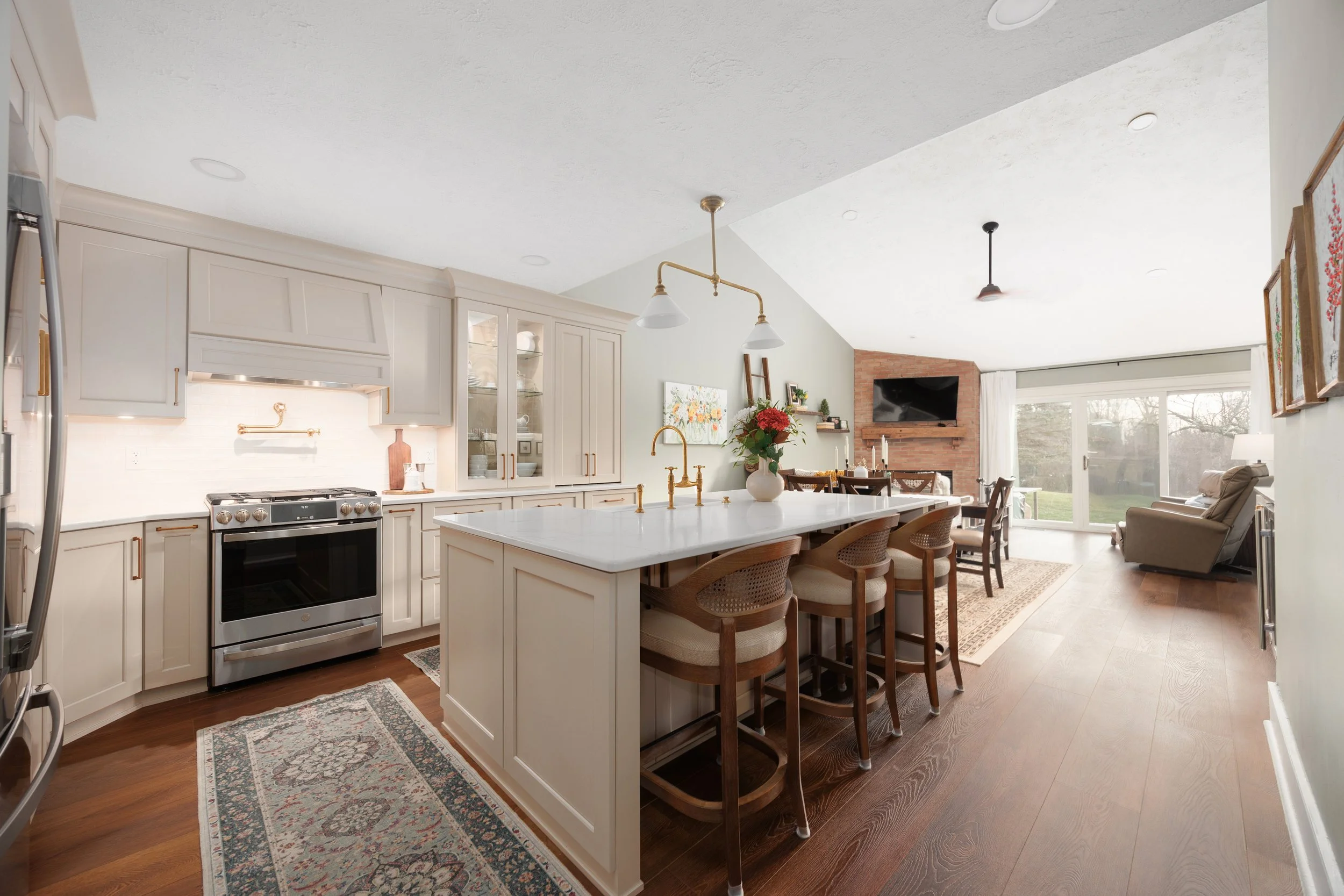 7814 Jaymes Street_26.jpg