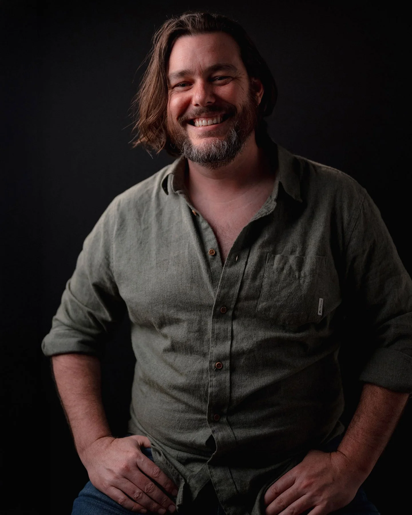 I had a great time working with Wayne last weekend and hearing about his wild adventures as a youth. Thanks for trusting me capture both your serious and playful sides! Best of luck in your new job.

Featuring: @_wayneirl_ 
Lighting: @nanliteusa 
Cam