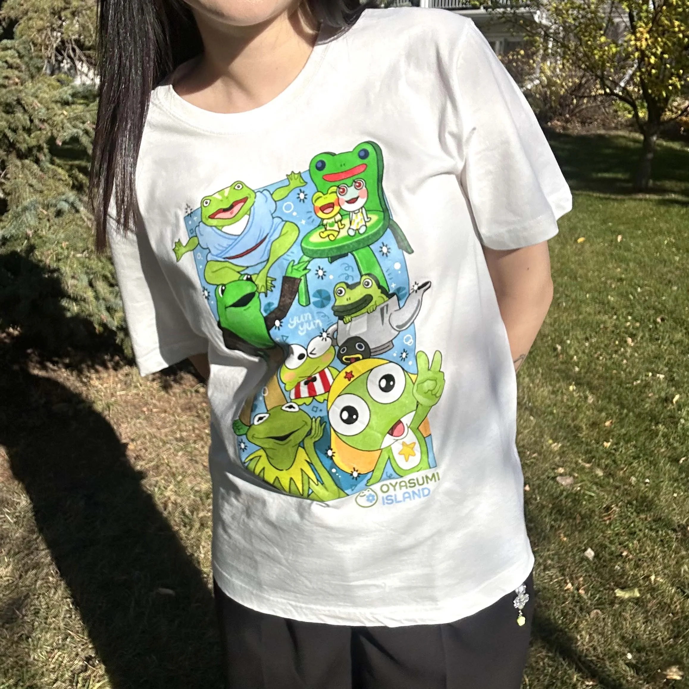 (Sample) Ribbit Friends T-Shirt (8).jpg