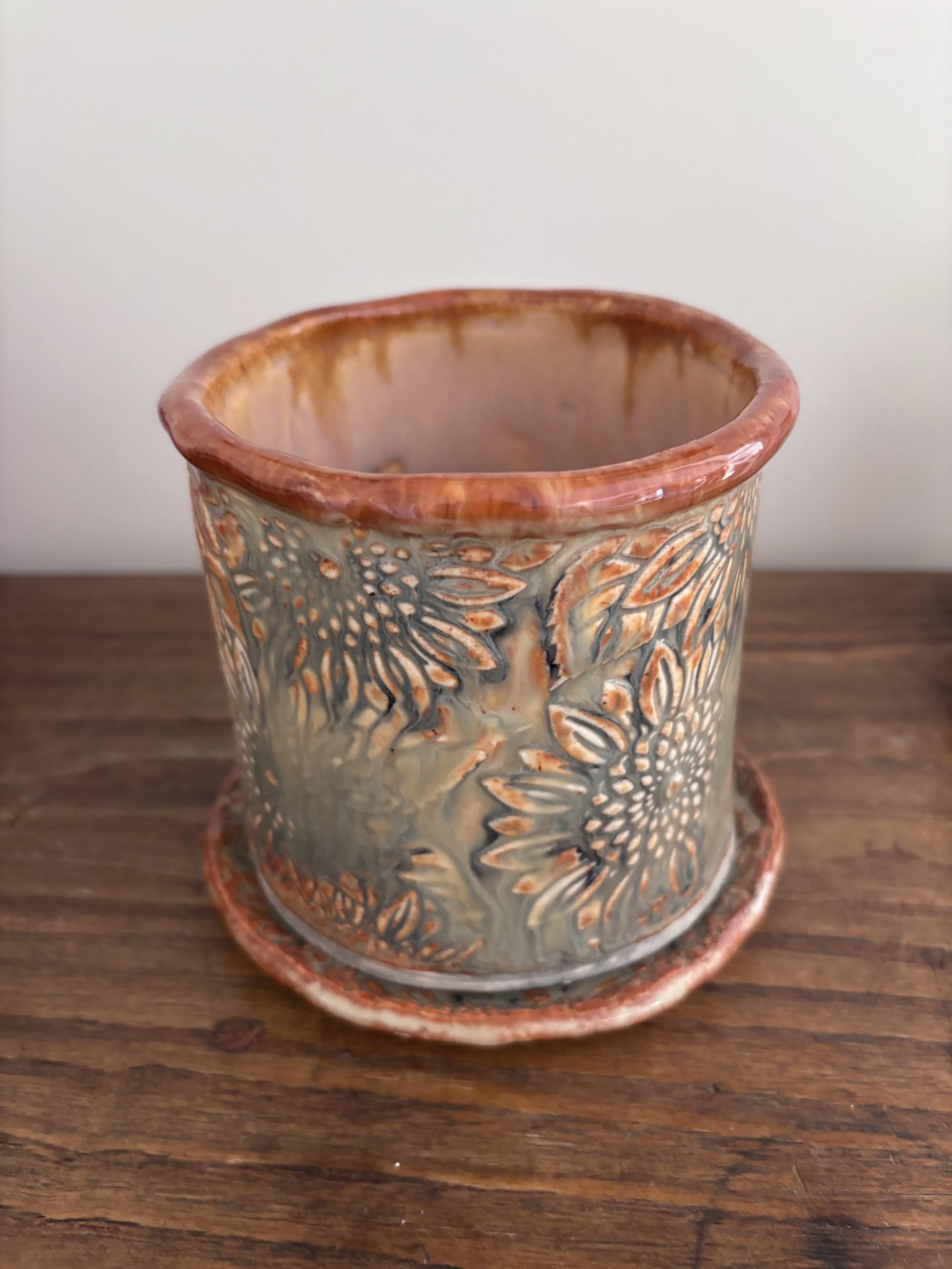 Sunflower Planter with Plate