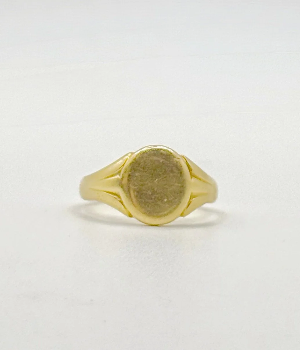 18 CT GOLD SIGNET RING (1918)