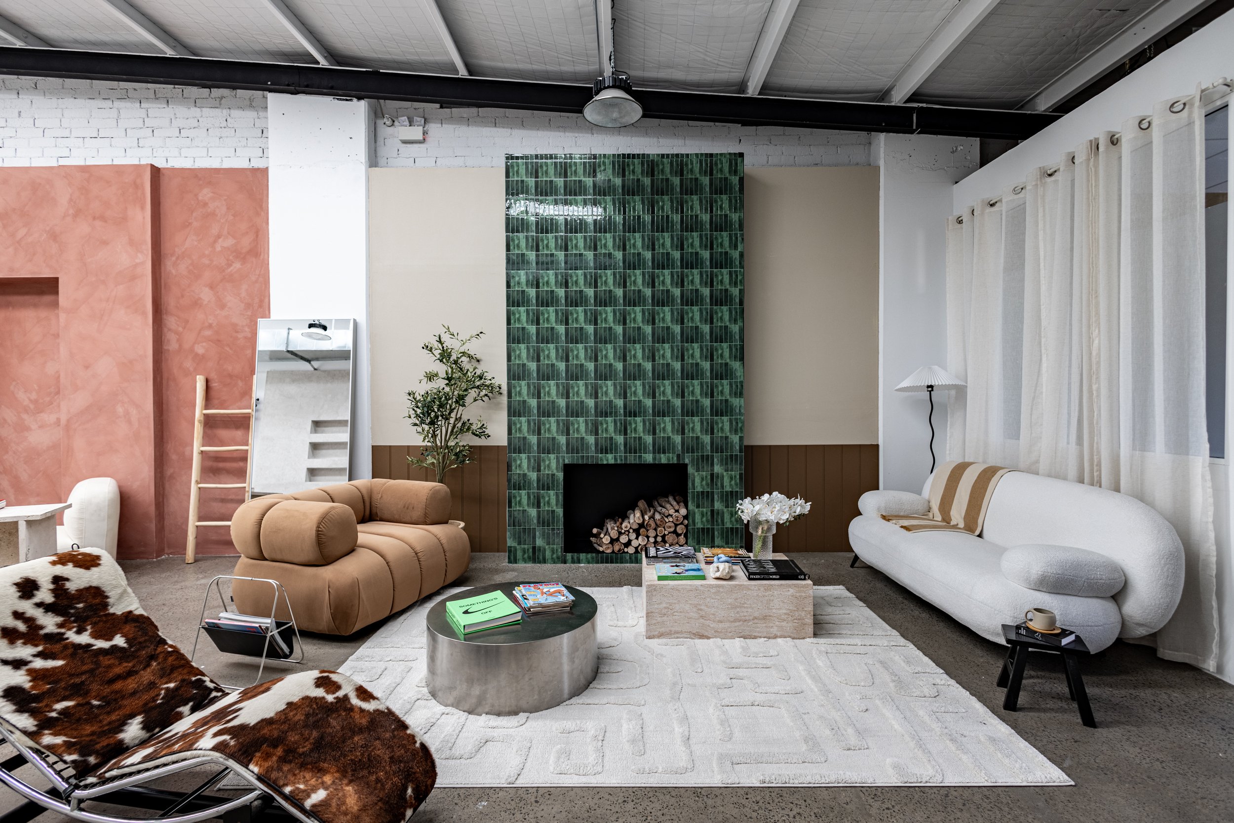 DIFFERENT AGENCY STUDIO SPACE-3.jpg