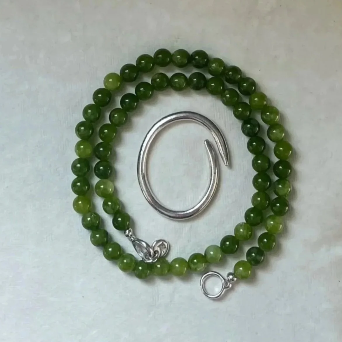 Green Peridot Jade (silver)