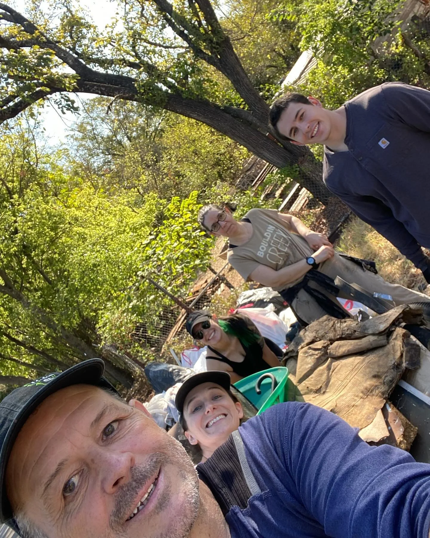 1,475 POUNDS OF TRASH COLLECTED THIS SATURDAY!!! These volunteers of ours sure decided to take SHOW UP GIVE A SHIT&trade; seriously and we are beyond grateful!!! Let&rsquo;s MAKE AUSTIN CLEAN!