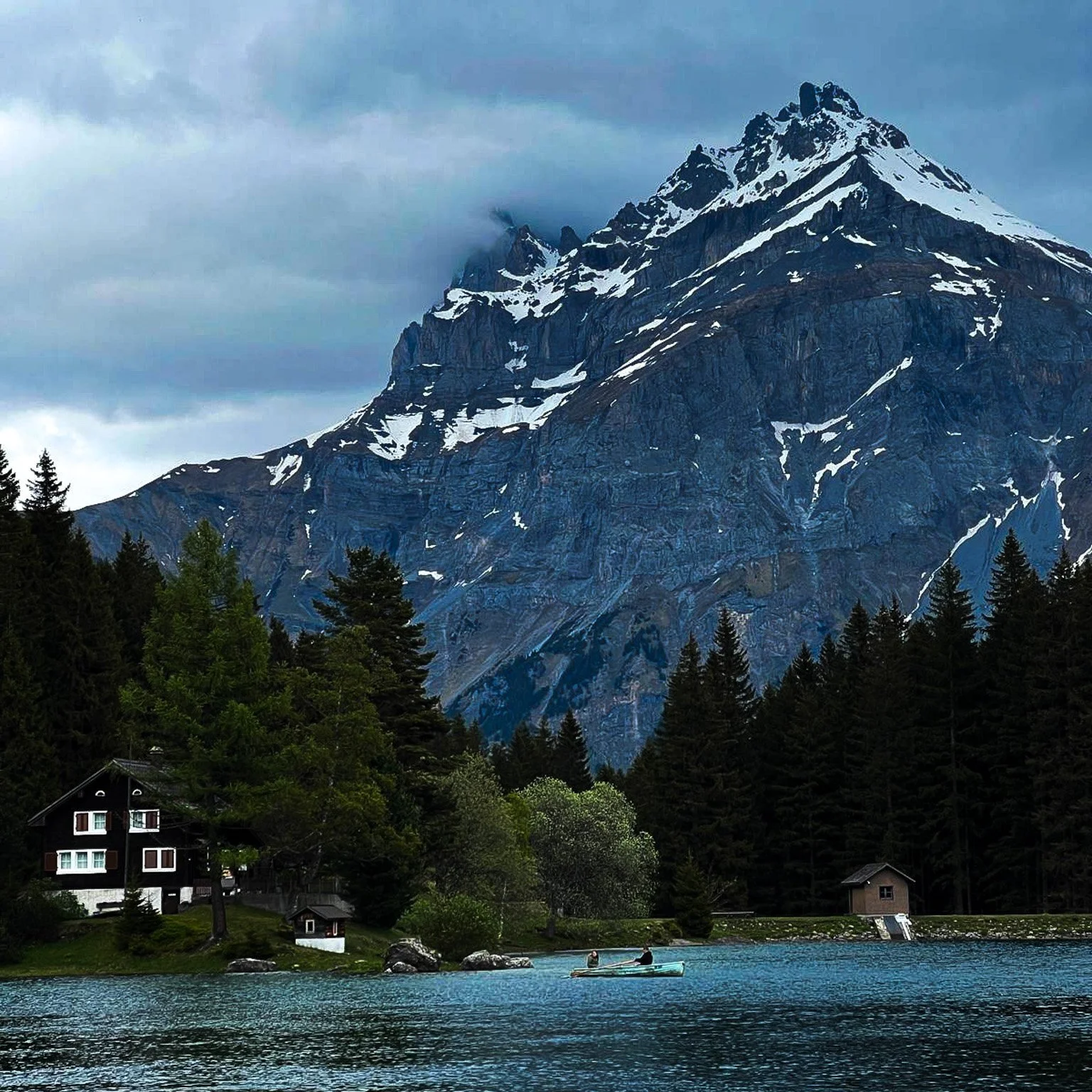 Das einzige Boot auf dem Arnisee