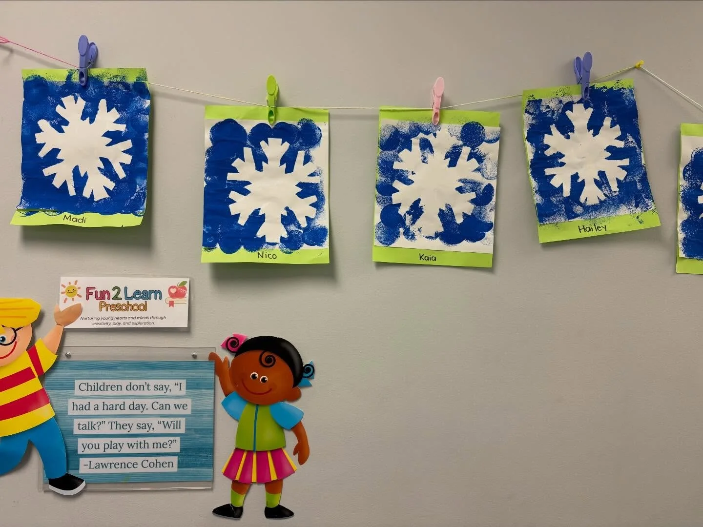 We&rsquo;re back into our routines and loving our cozy winter theme! ❄️ Little hands got busy with cutting practice, and sponge-painted snowflake crafts ❄️ We cuddled up with stories, got creative with collages and had fun with some sensory play. We 