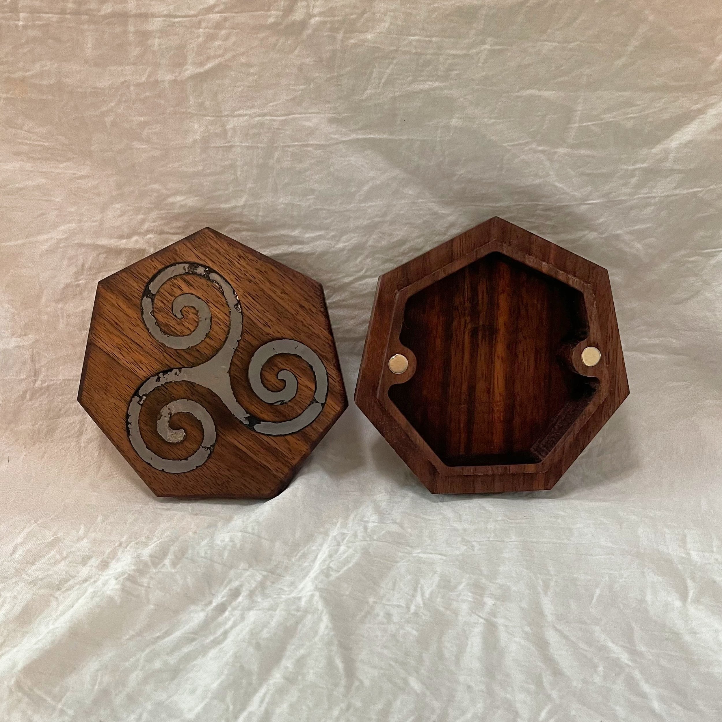 pewter inlay dnd dice box walnut carved celtic magnetic.jpeg