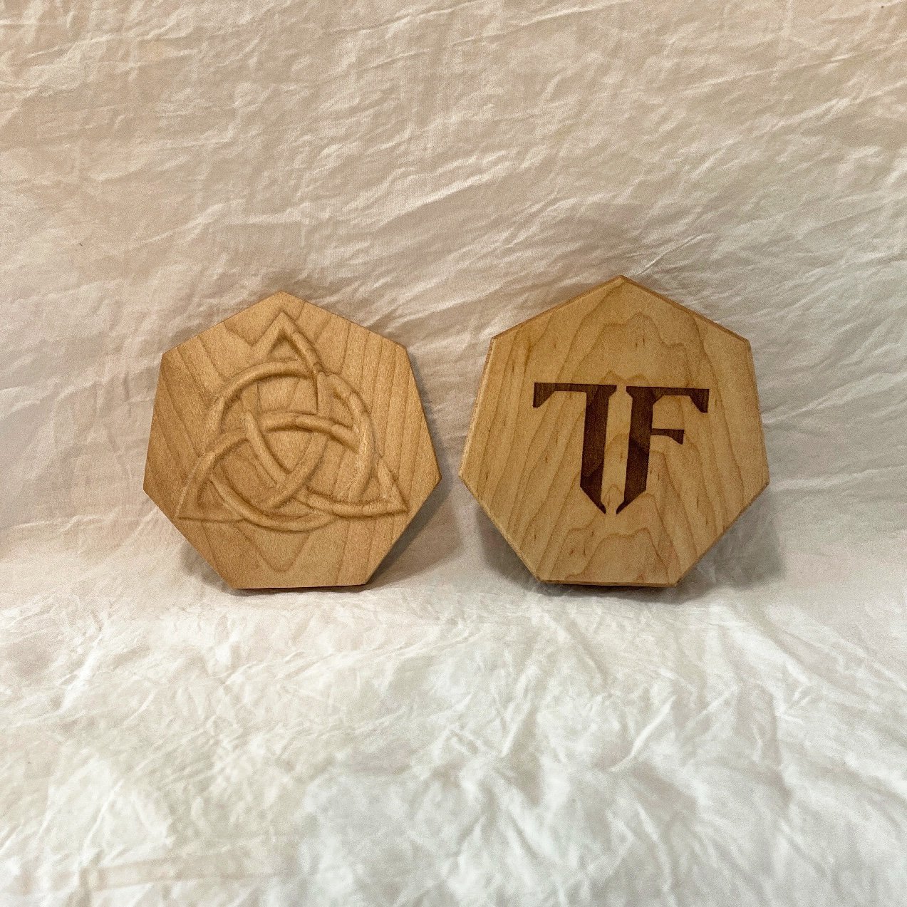 dice box maple carved celtic knot dnd.jpeg