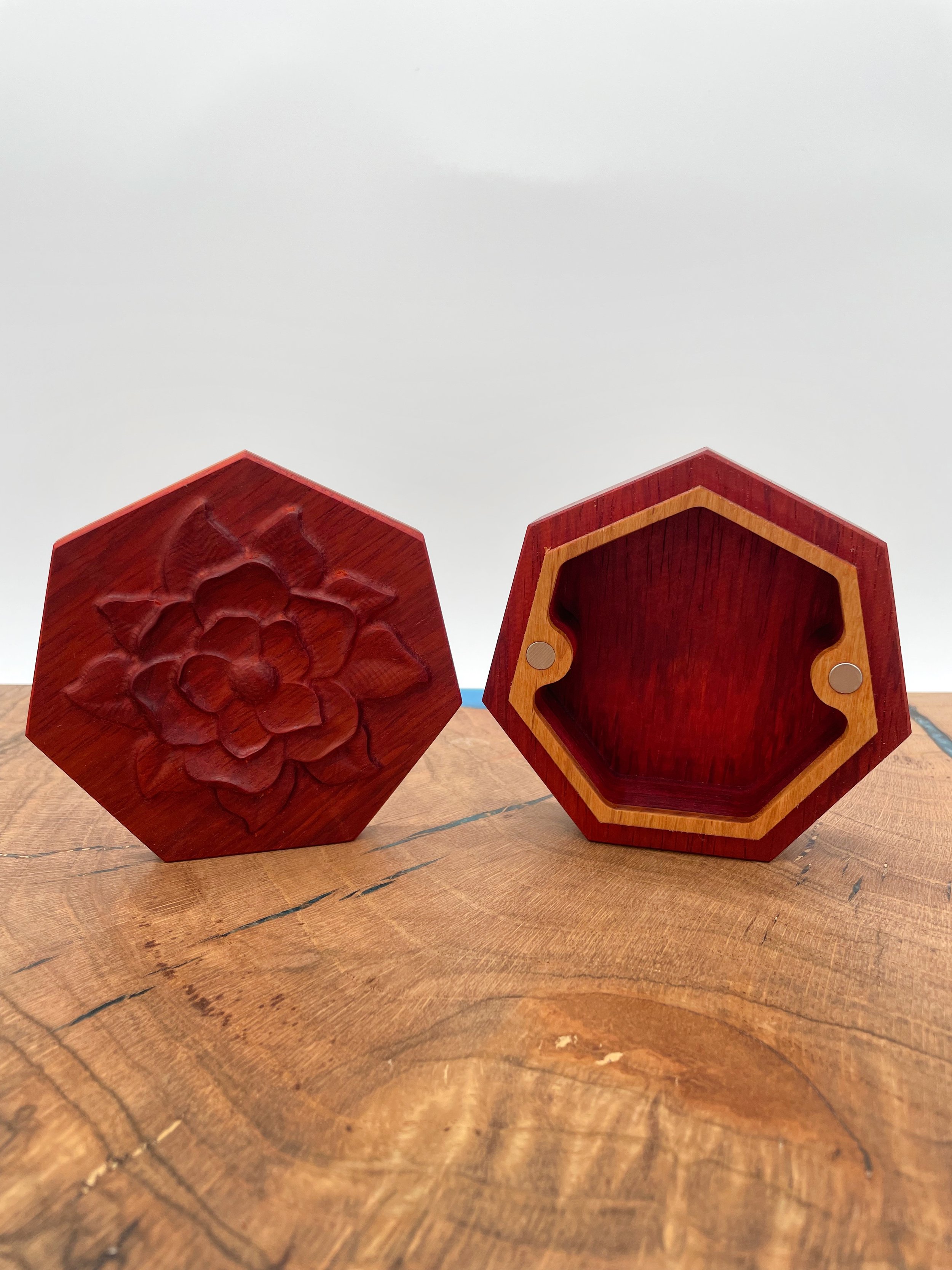 flower dice case padauk wood dnd mystical.jpeg