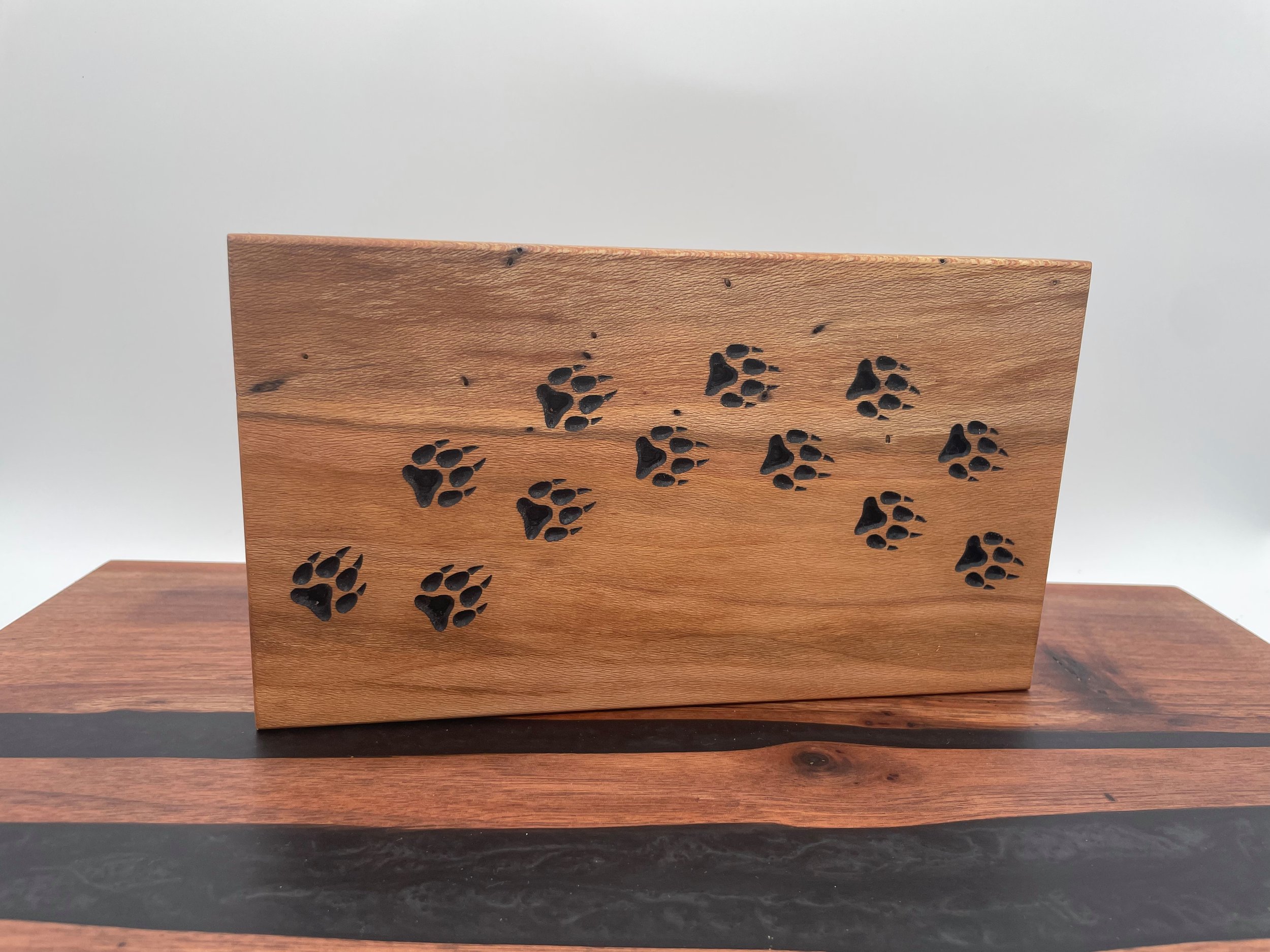 wolf print carved sycamore dice case dnd.jpeg
