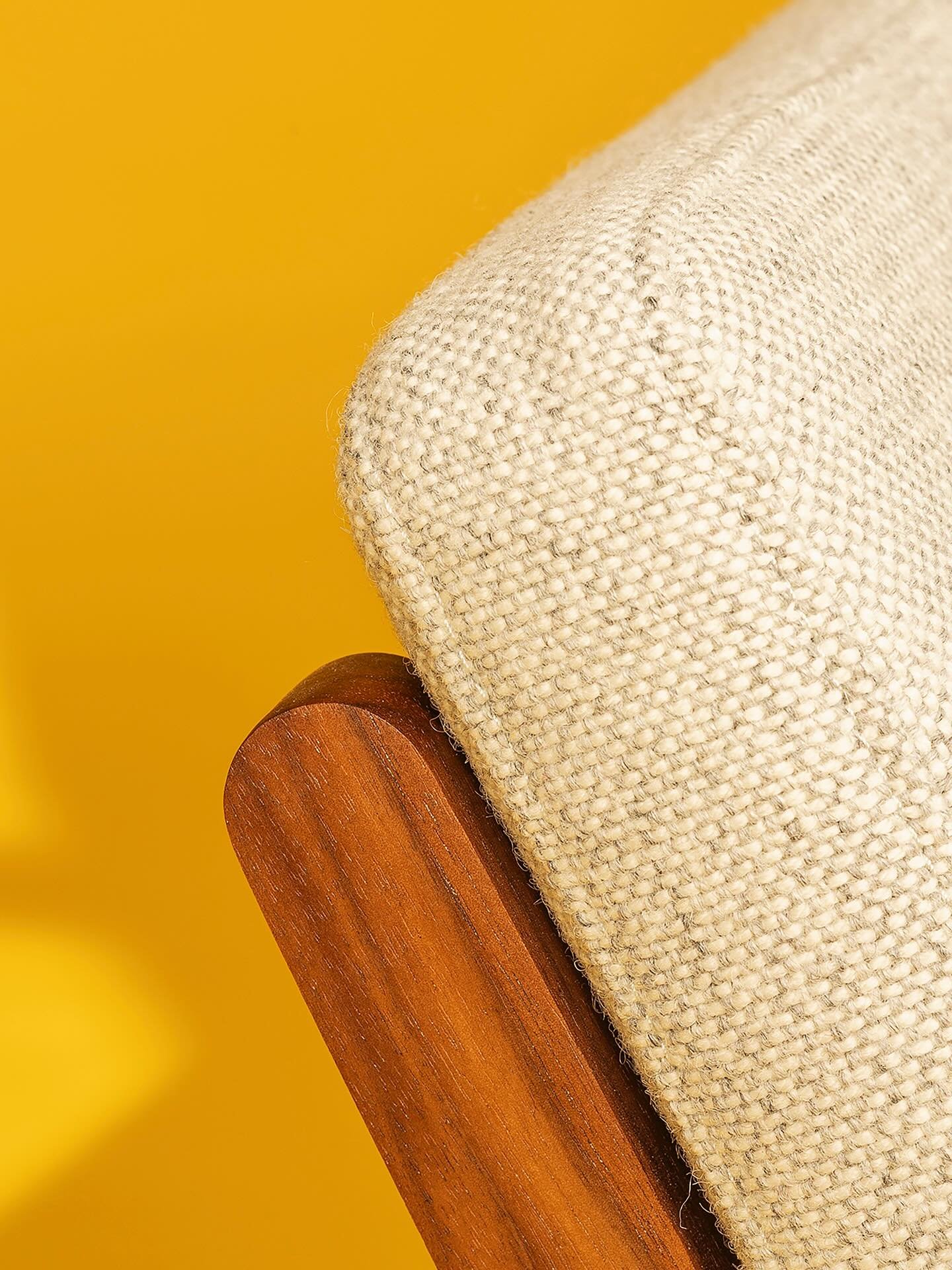 #verneeasychair #wedgedesigns #walnutfurniture #walnutchair #midcenturymodernfurniture #butefabrics #handcraftedfurniture #handcraftedchair