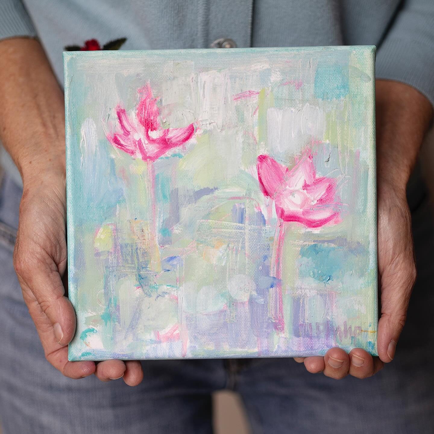 #jackiephilipartist #artist #lotuspainting #lotusflowerpainting #lotusflower #brandphotography #lifestylephotography❤️ #colour #artistphotography