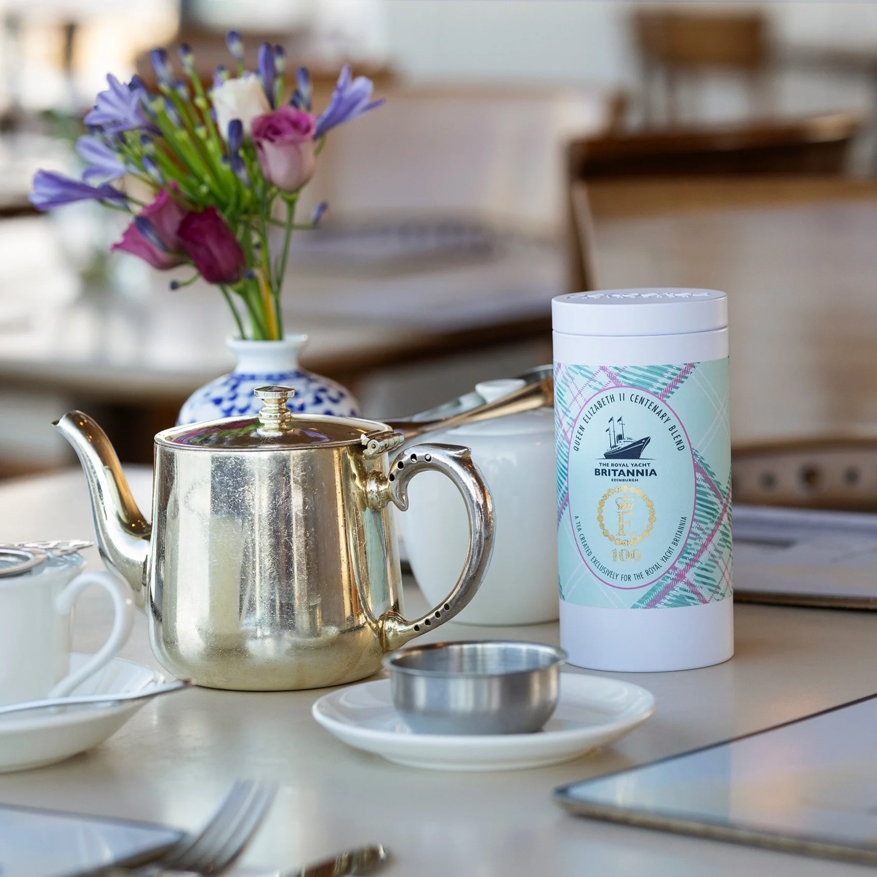 Taken onboard Britannia in the beautiful Royal Deck Tea Room. PekoeTea QUEEN ELIZABETH II CENTENARY BLEND. #pekoetea #royalyachtbritannia #royaldecktearoom #edinburghphotographer #tea