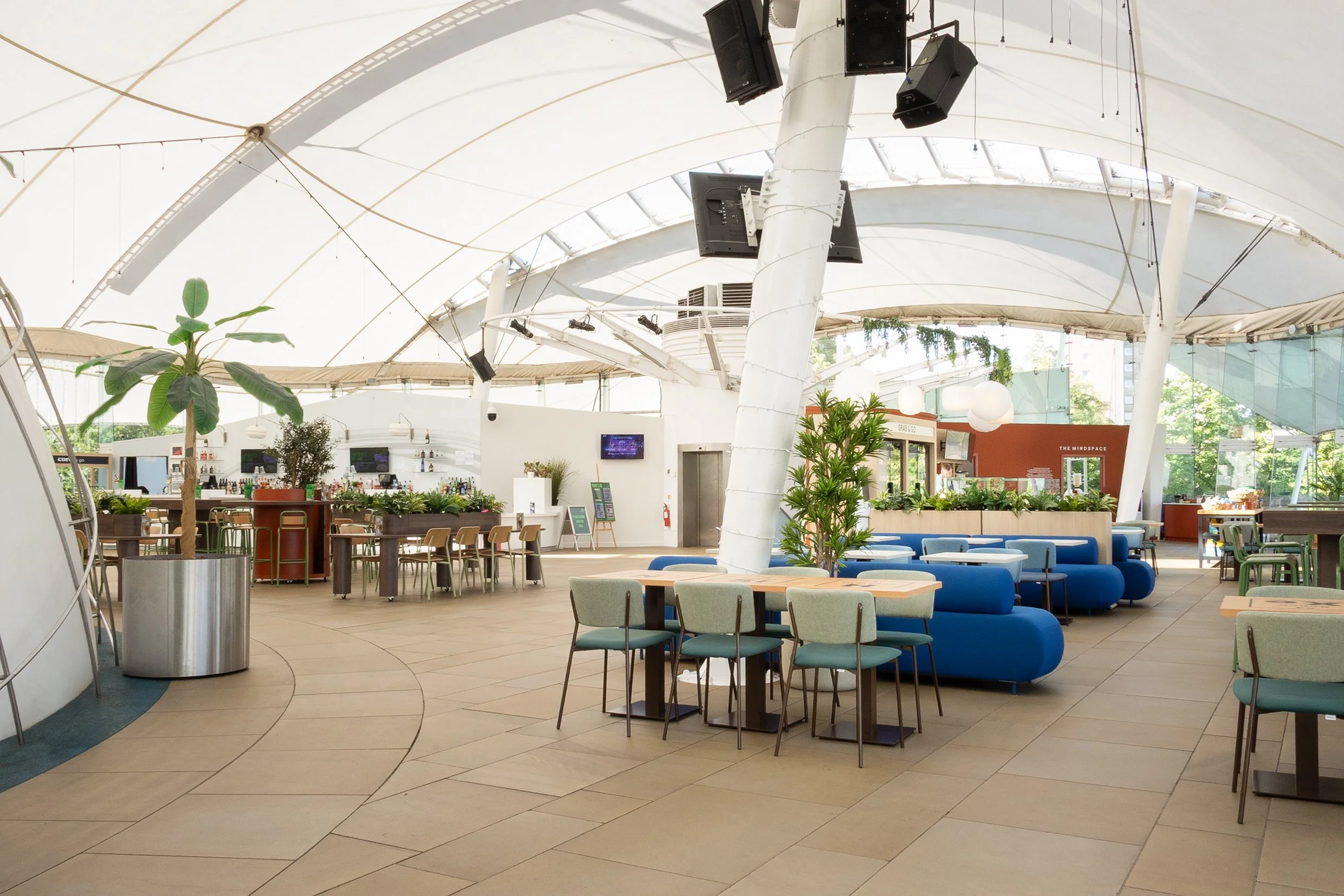 Dynamic Earth 01.jpg