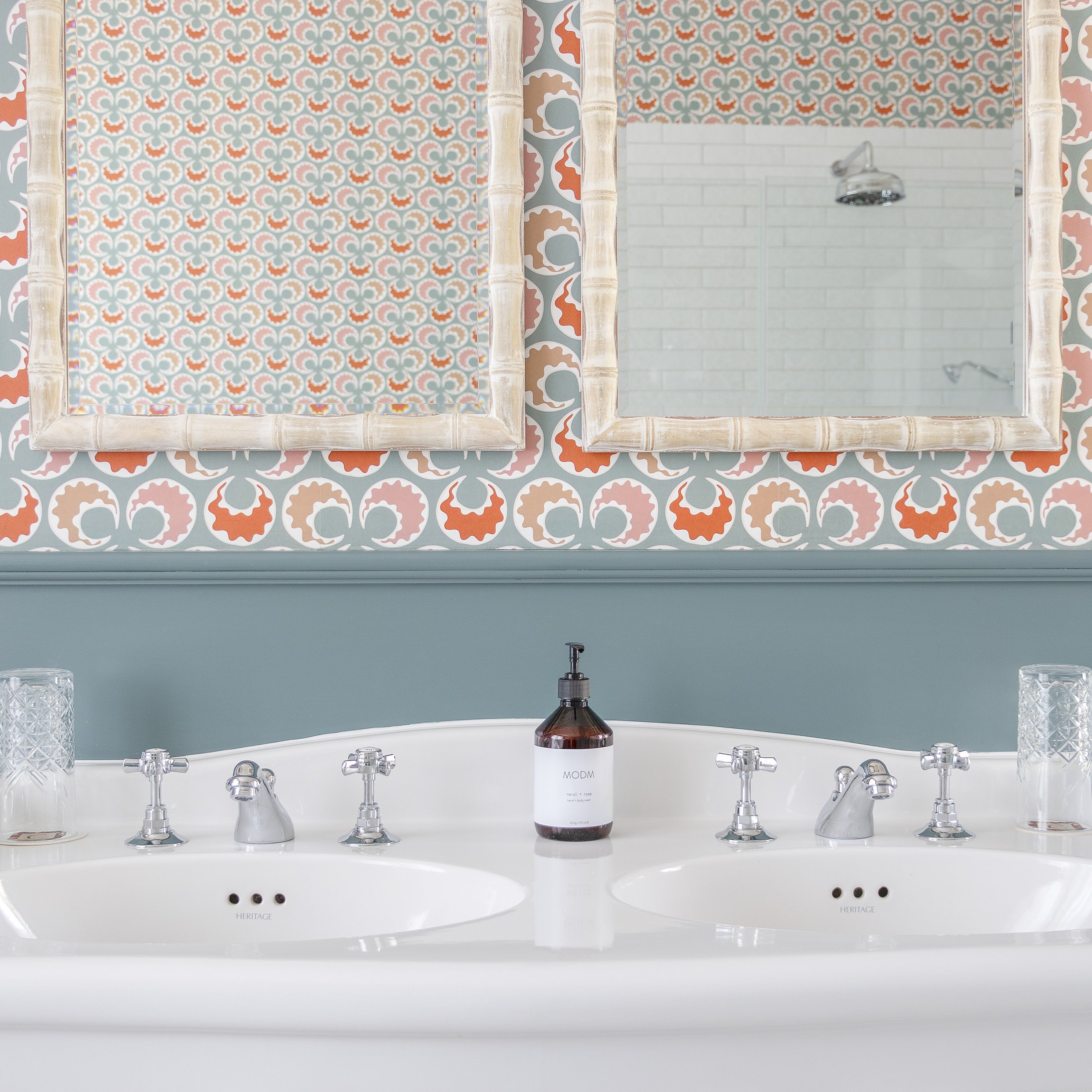 Bathroom 1 Sink Sqaure.jpg