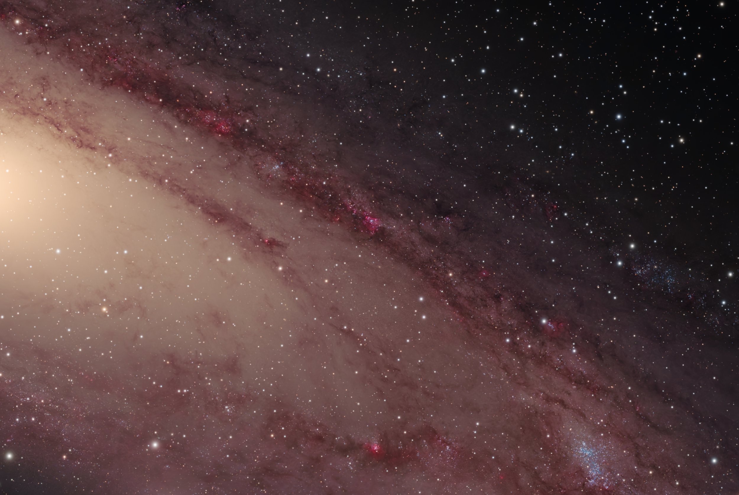M31_Crop2.jpg
