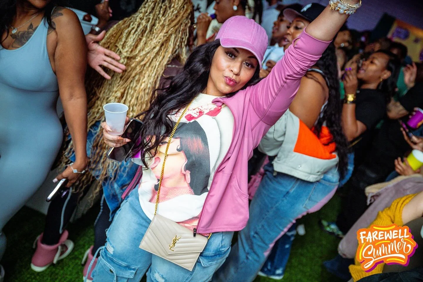 Last Call For Summer Energy 🍹🎶 | 

🌞 Farewell Summer
📅 October 18
⏰ 4PM &ndash; 10PM
📍 Sunset Park Rooftop + Soccer Field, Brooklyn, NY