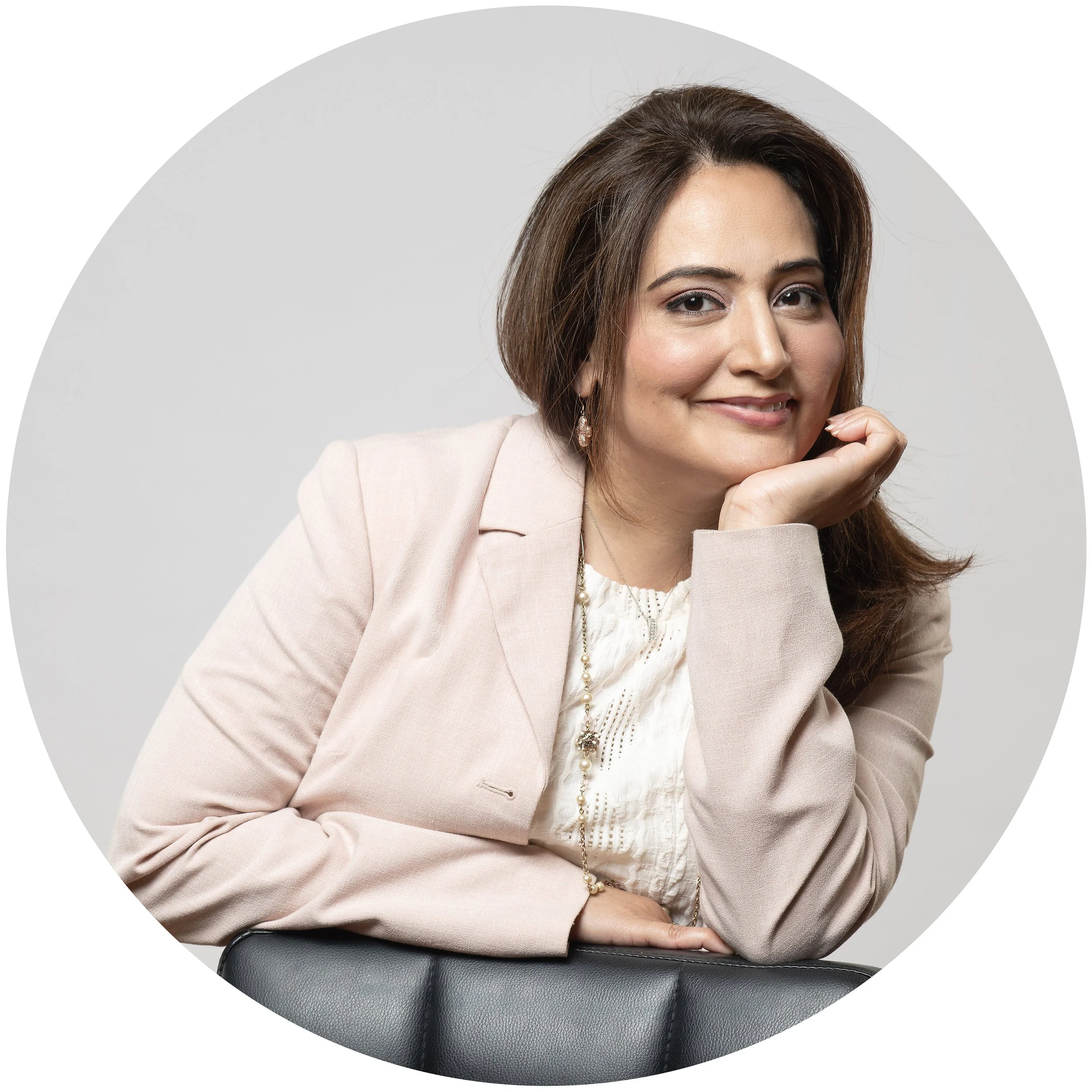 Mahira Zakiuddin Registered Social Worker Psychotherapist MSW Mississauga