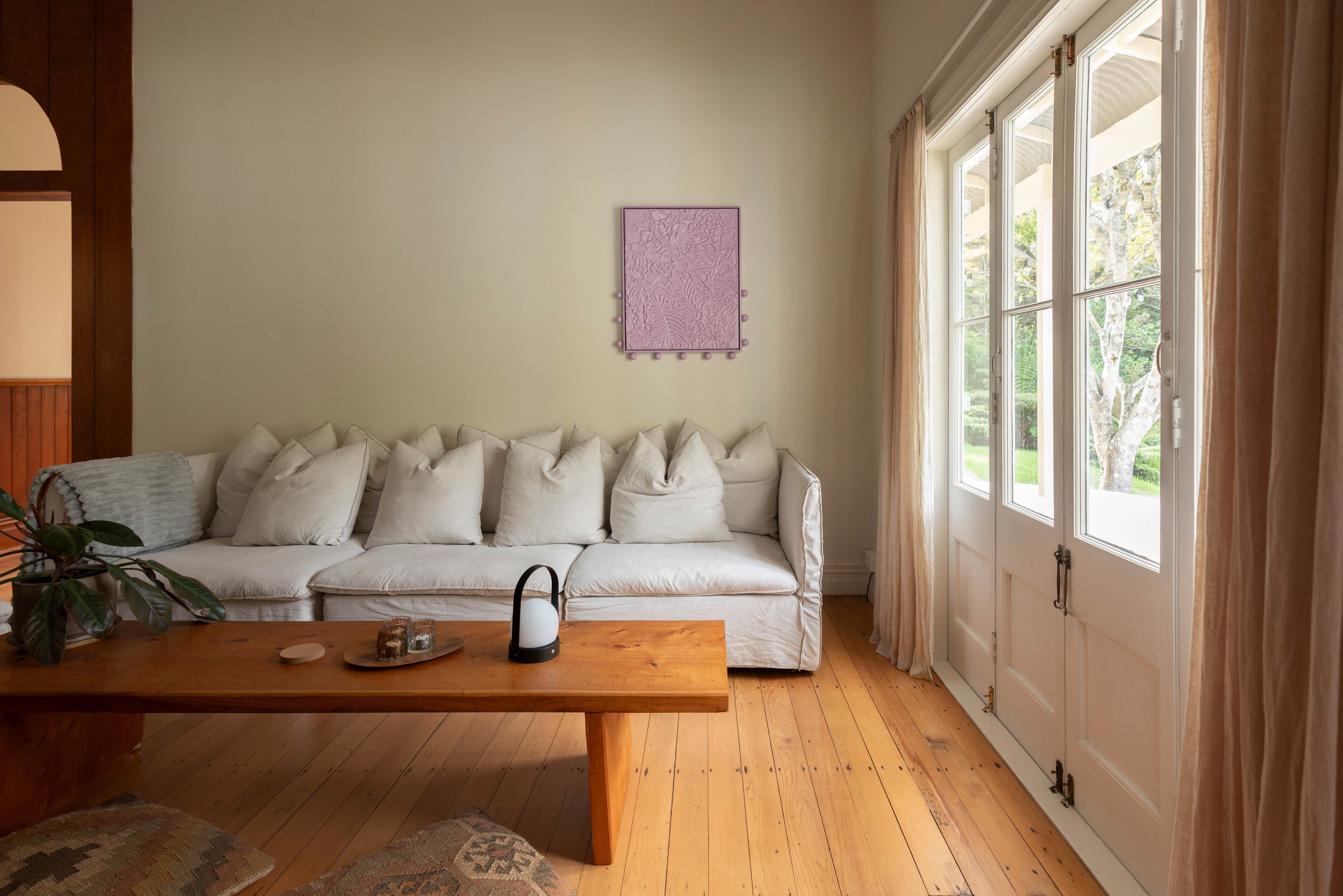 Maple Cottage at Ula Stays - quaint, restored cottage with vintage charm and homely appeal, close to Tutukaka