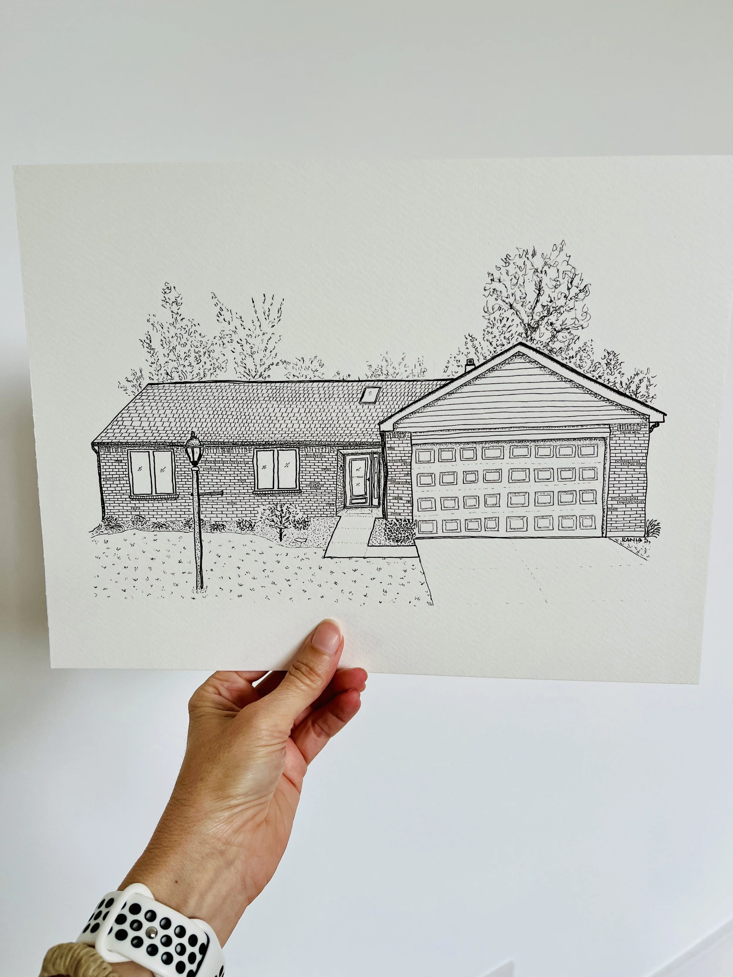 Bungalow portrait with garage