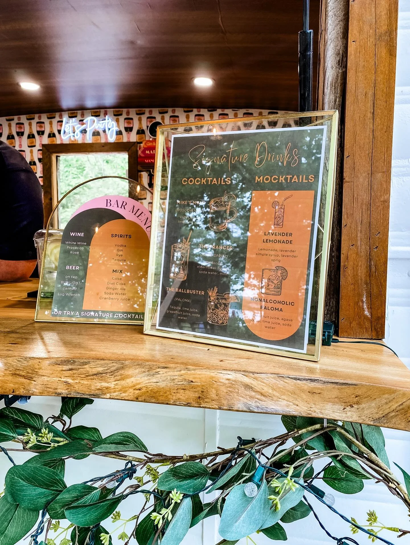 We love a themed cocktail menu 😍 The Ballbuster at this surprise 70th birthday party was a big hit!