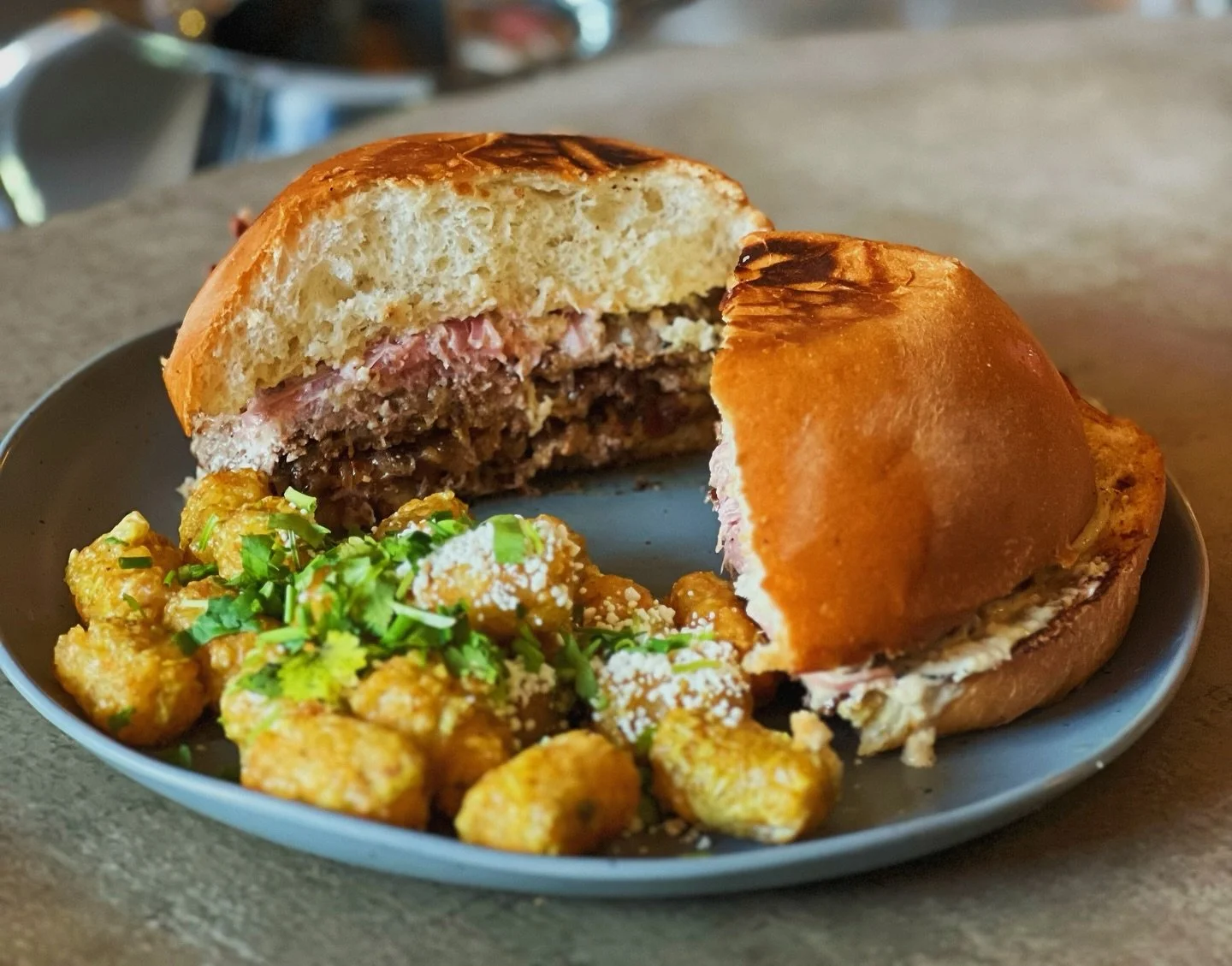 Hey Sioux Falls 💗
We just wanted to hop on here and take a moment to say thank you. With Burger Battle in full swing, the amount of love and support we&rsquo;ve felt from this community has been truly overwhelming in the best way.
We&rsquo;re incred