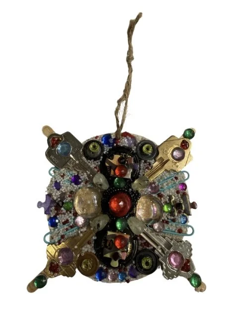 “Lots of Stuff” Holiday Ornaments December 18