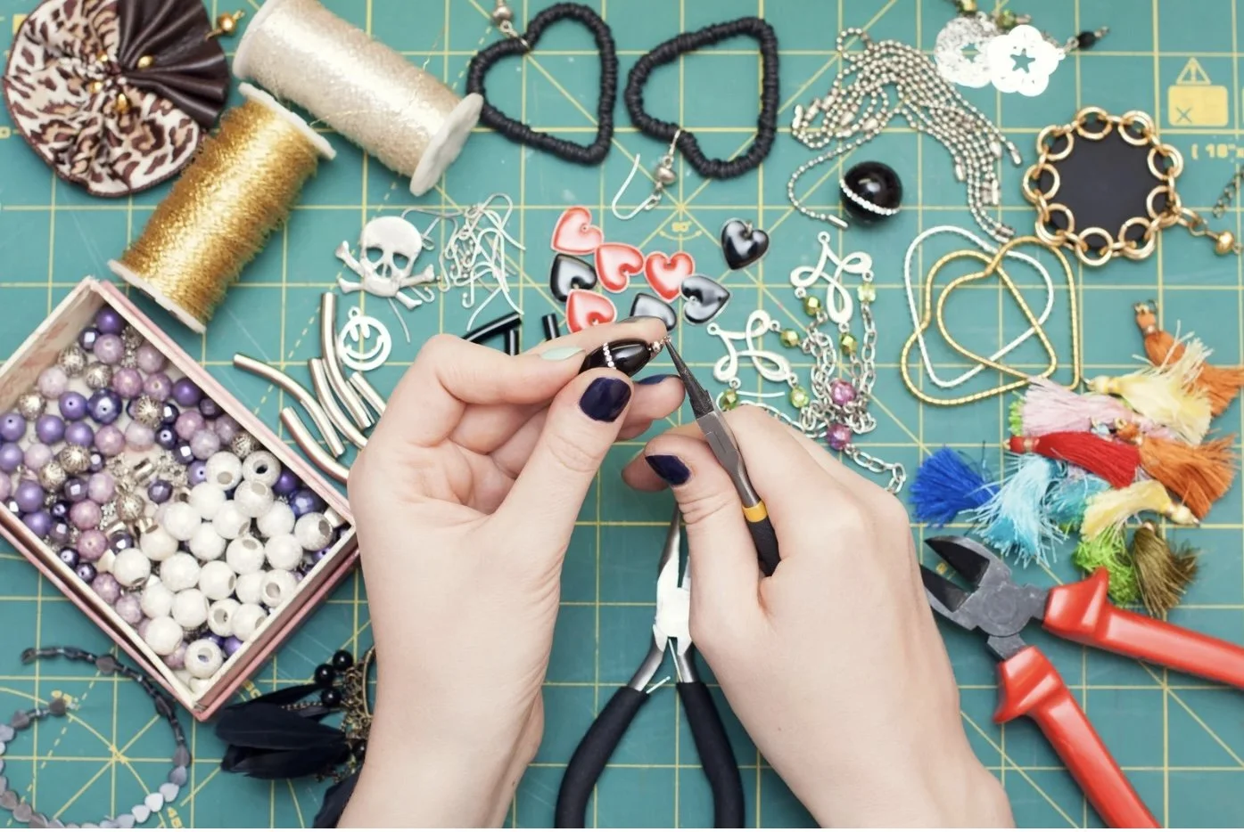 Bead Bar Pop-Up Saturday March 21st, 5PM - 7PM