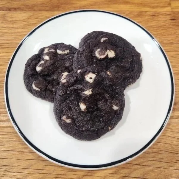 Black and White Chocolate Chip