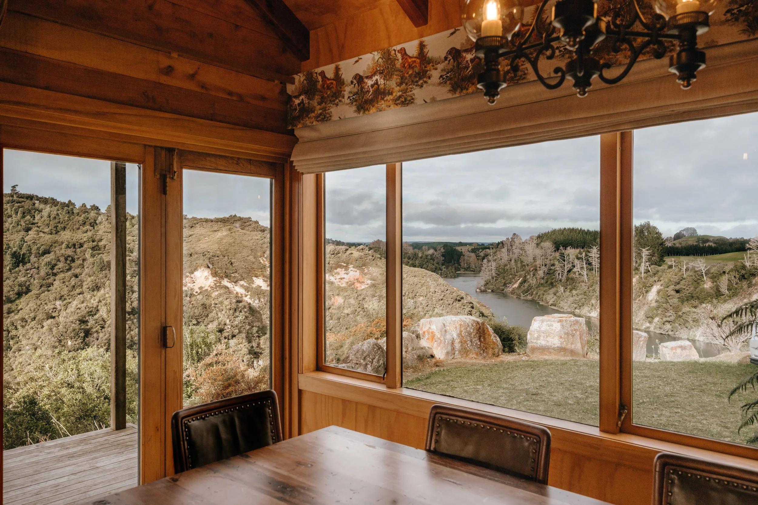 O'Quacky's Hunting Lodge