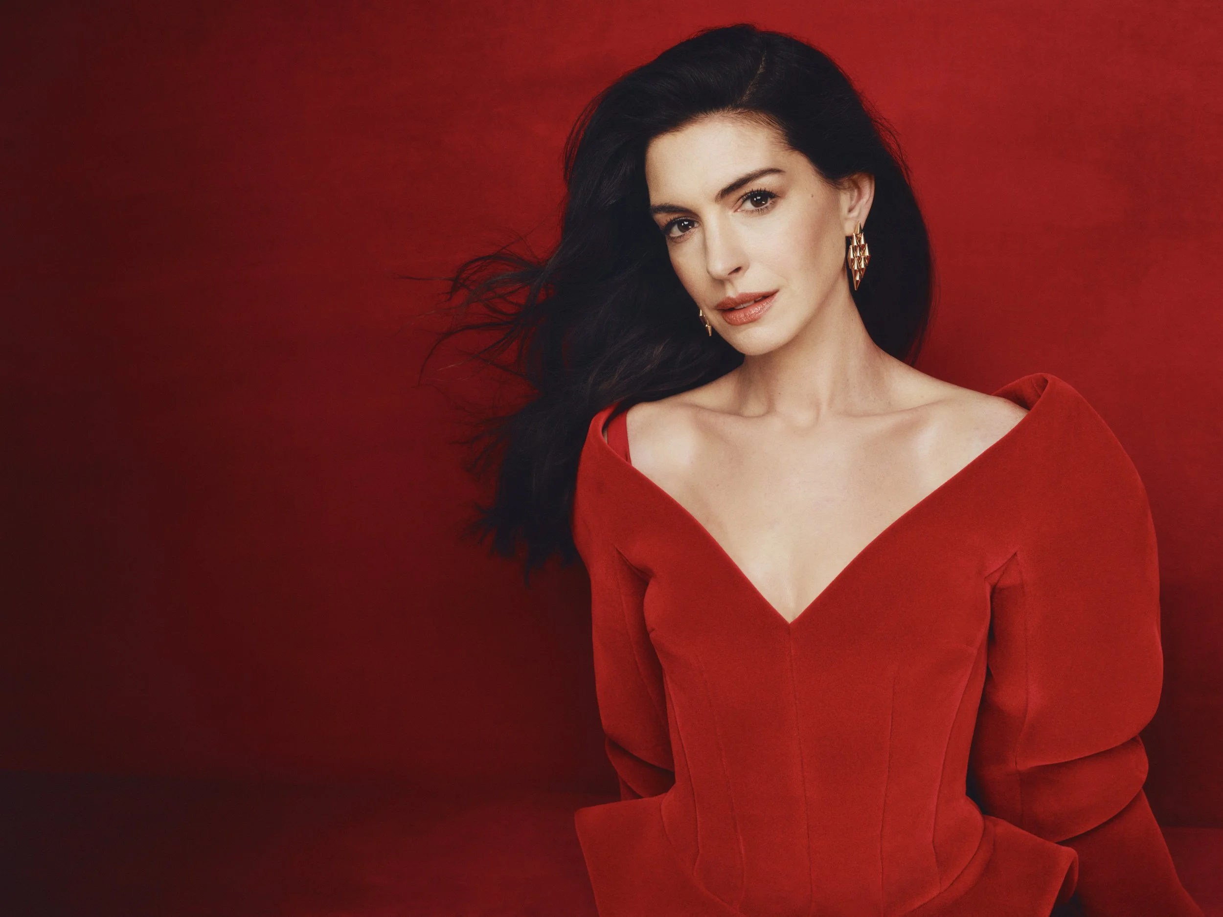 ANNE HATHAWAY_PEOPLE_20260304_LOOK 05_0714_v2_LR.jpg