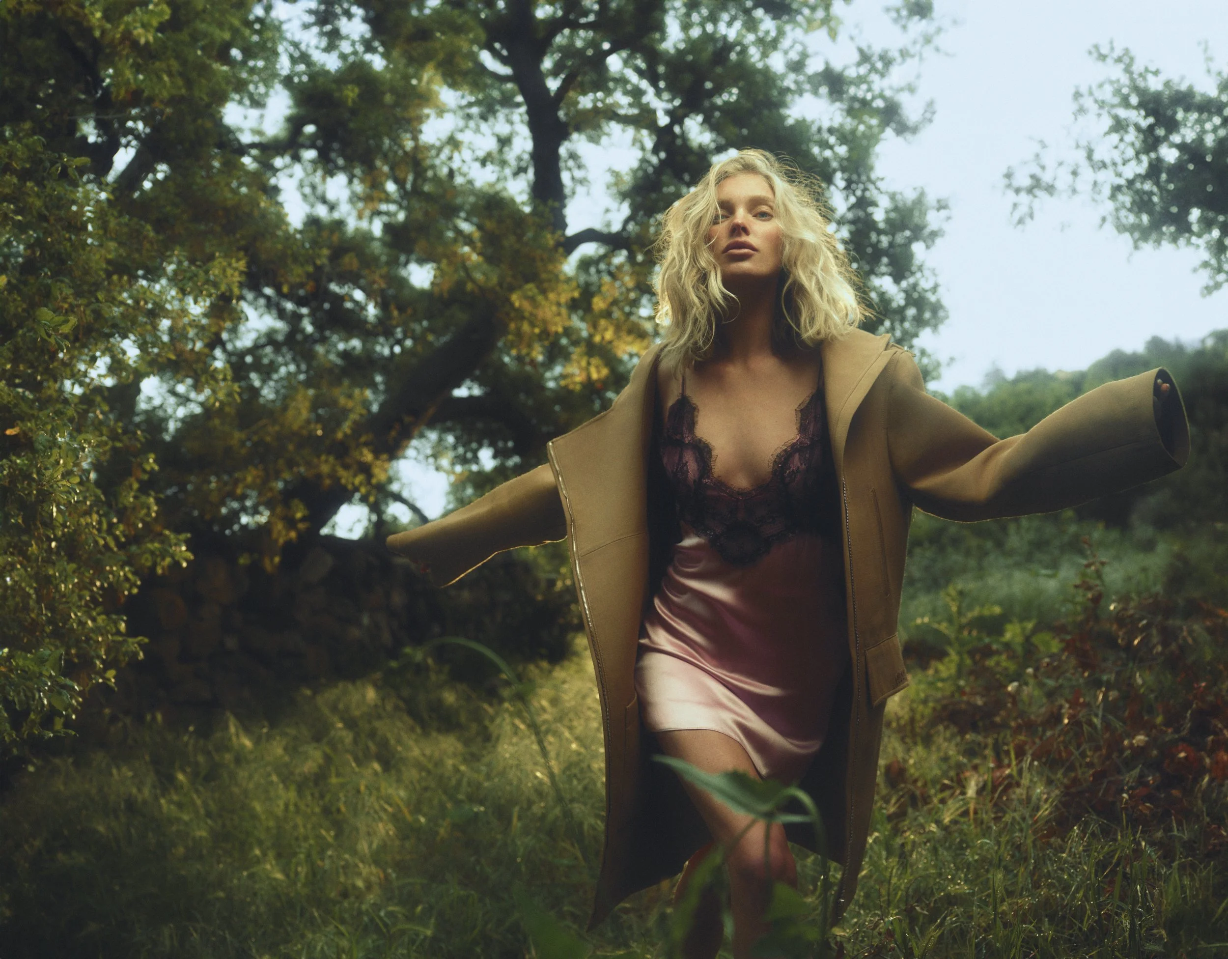 Elsa_Hosk_Harpers_Bazaar_Greece_2864_v2_LR.jpg