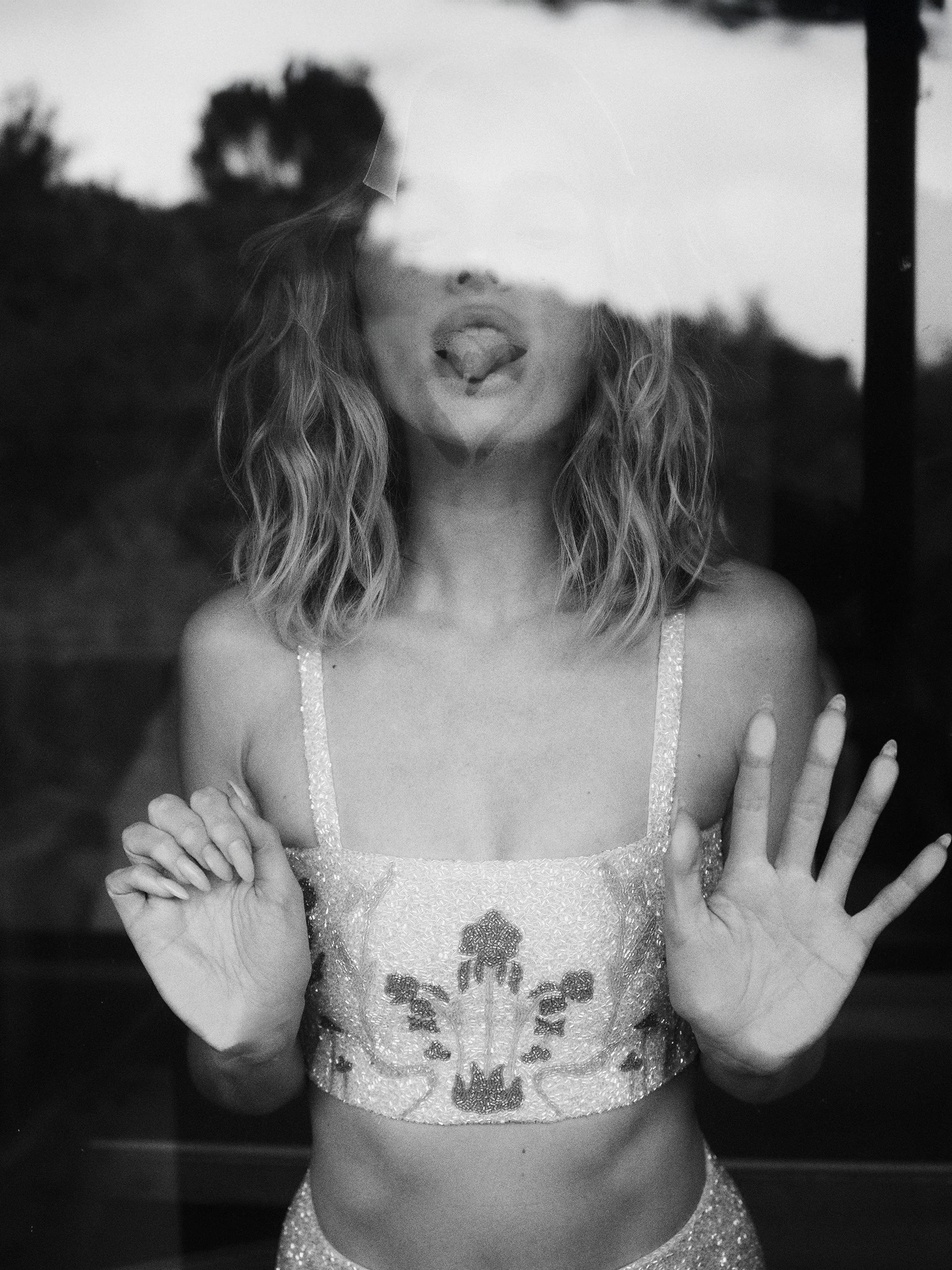 Elsa_Hosk_Harpers_Bazaar_Greece_3327.jpg