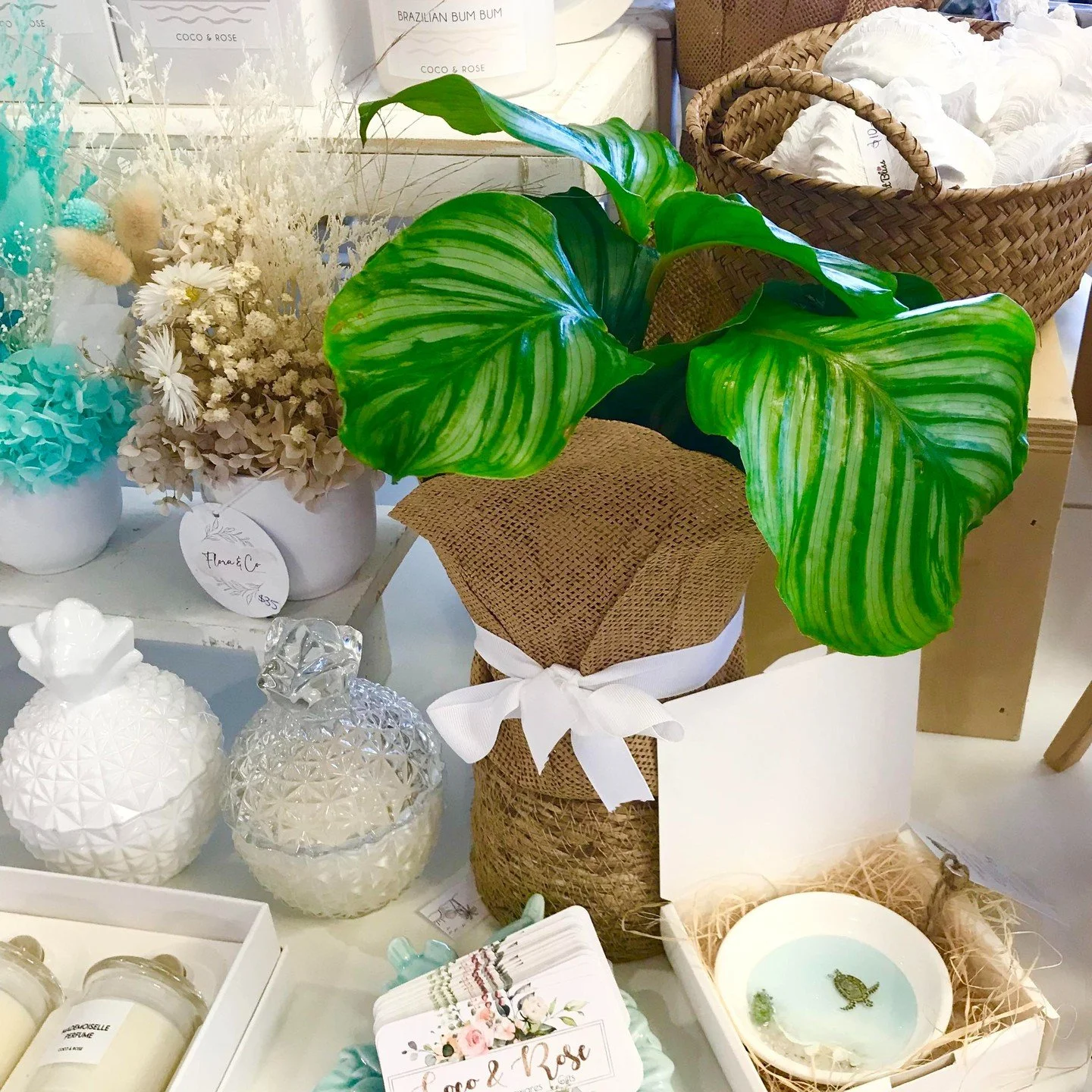 Just some of the beautiful and unique homewares and accessories available at @giftsatthebay

Pop in store and check out some of their gorgeous Mother's Day gift packs!