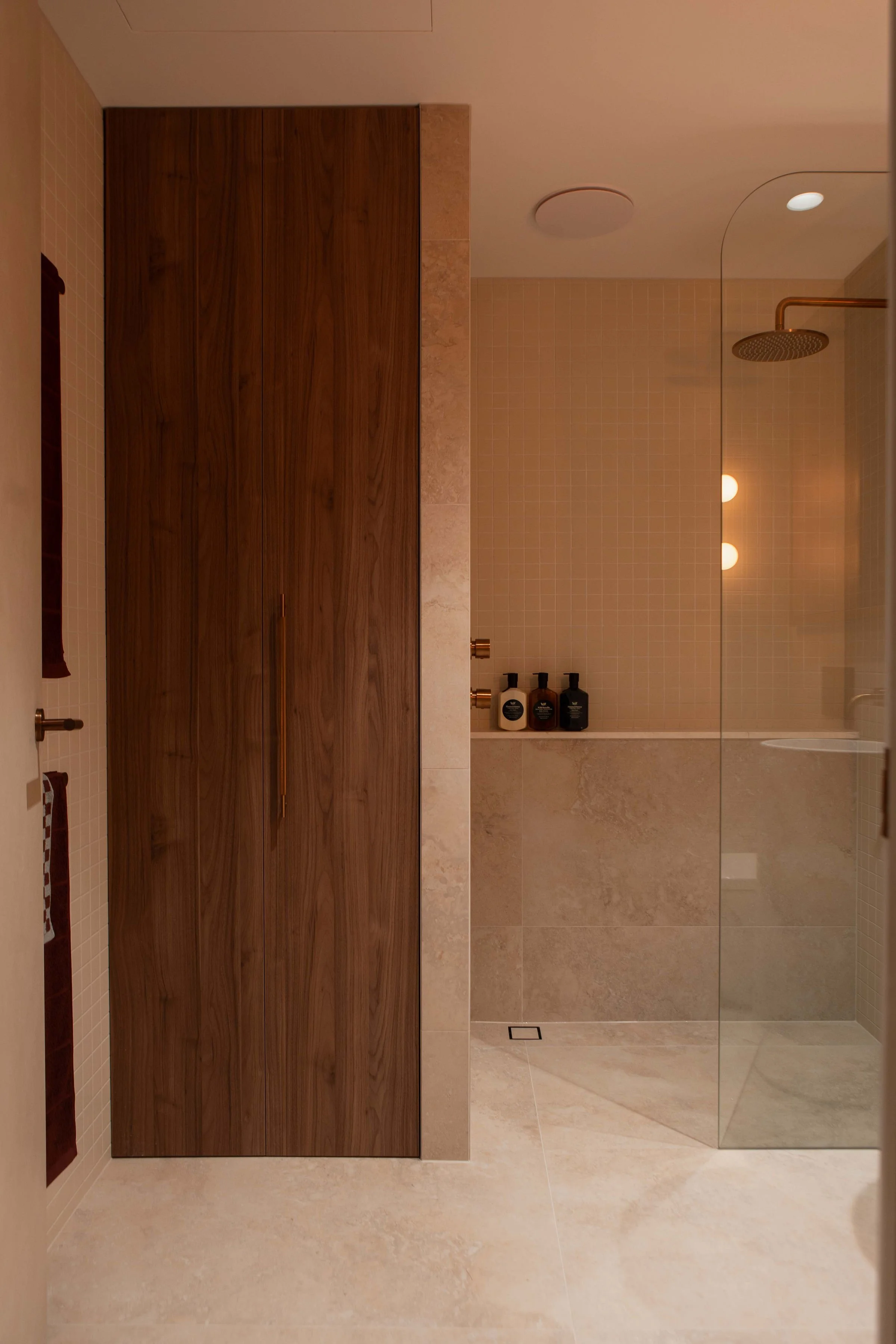 Greystone_Margit_Crescent_Sencillo-17.jpg