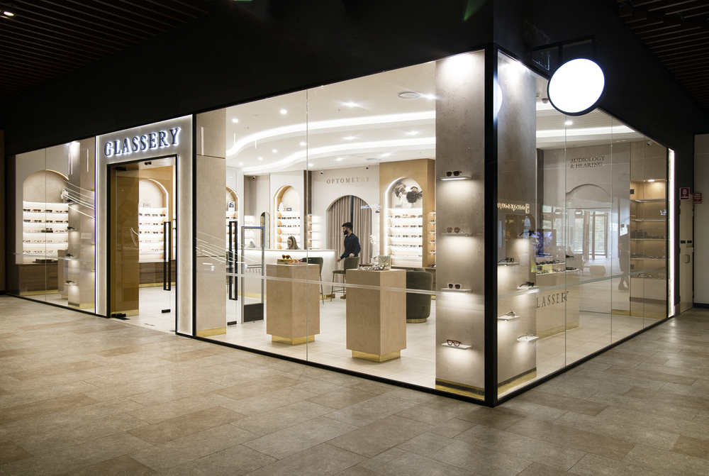 Experience turned Service—The Glassery
