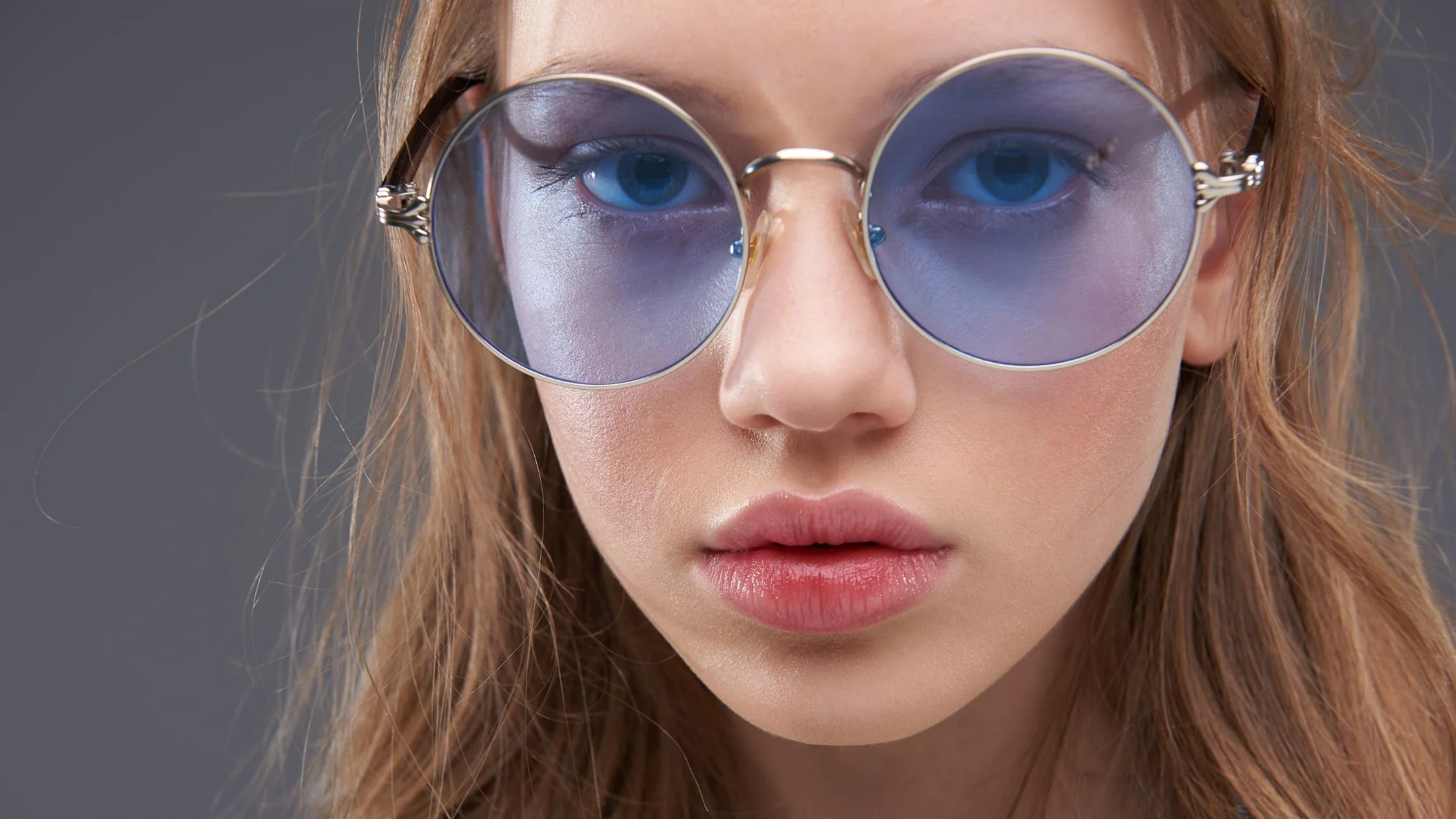 Why Round Optical Glasses Are the New Everyday Essential